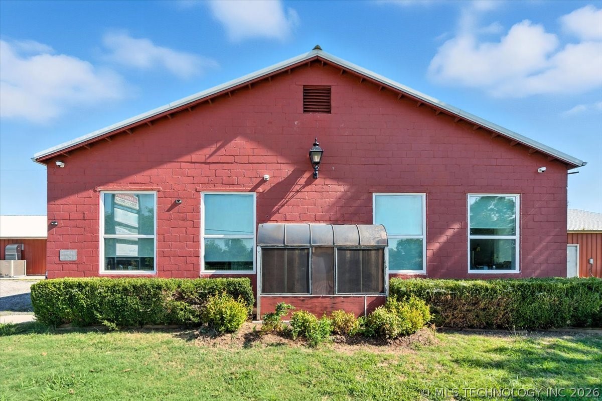 15499 E 590 Road Property Photo 15