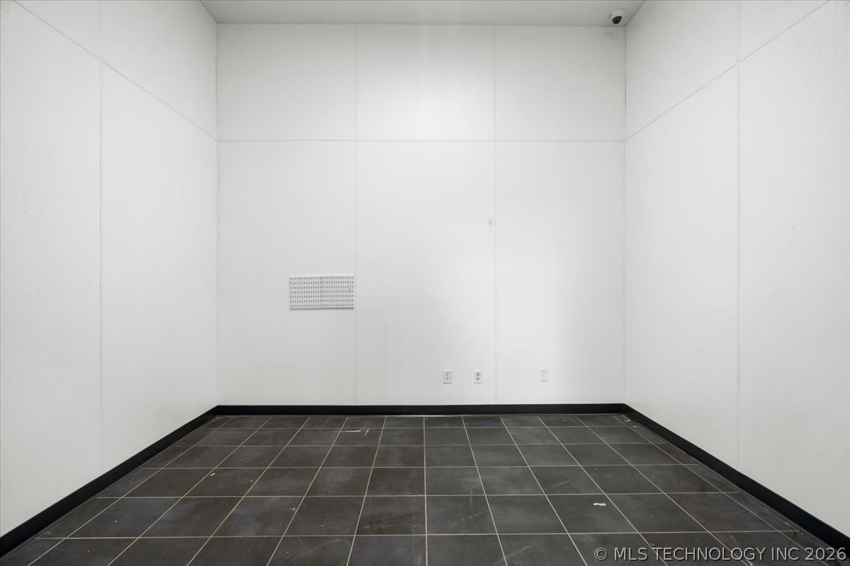 15499 E 590 Road Property Photo 38