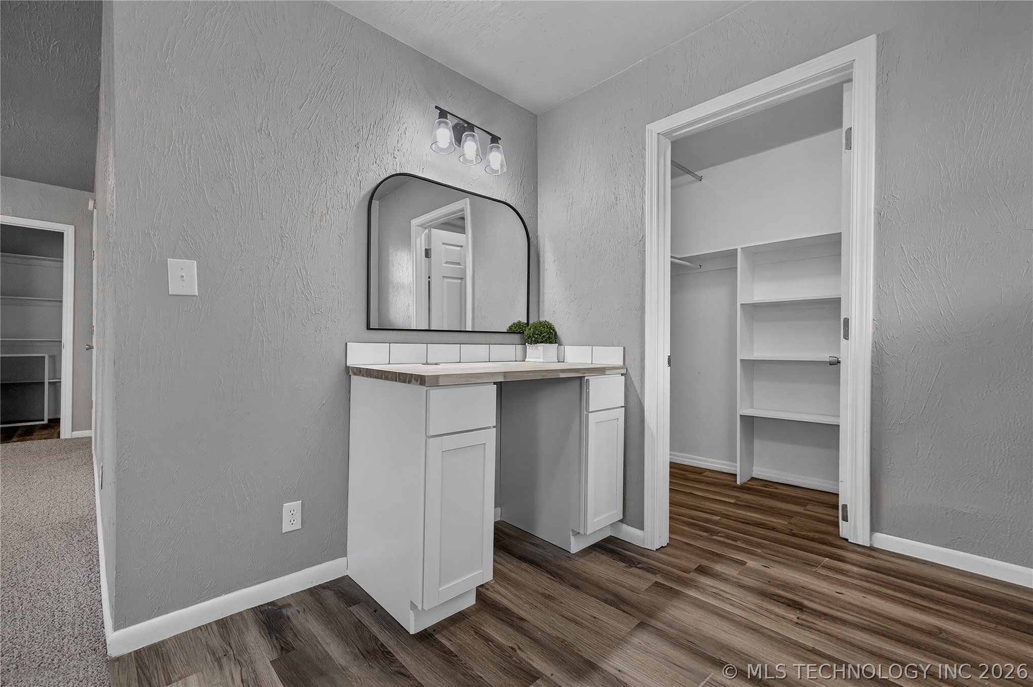 3517 S Irvington Place Property Photo 20