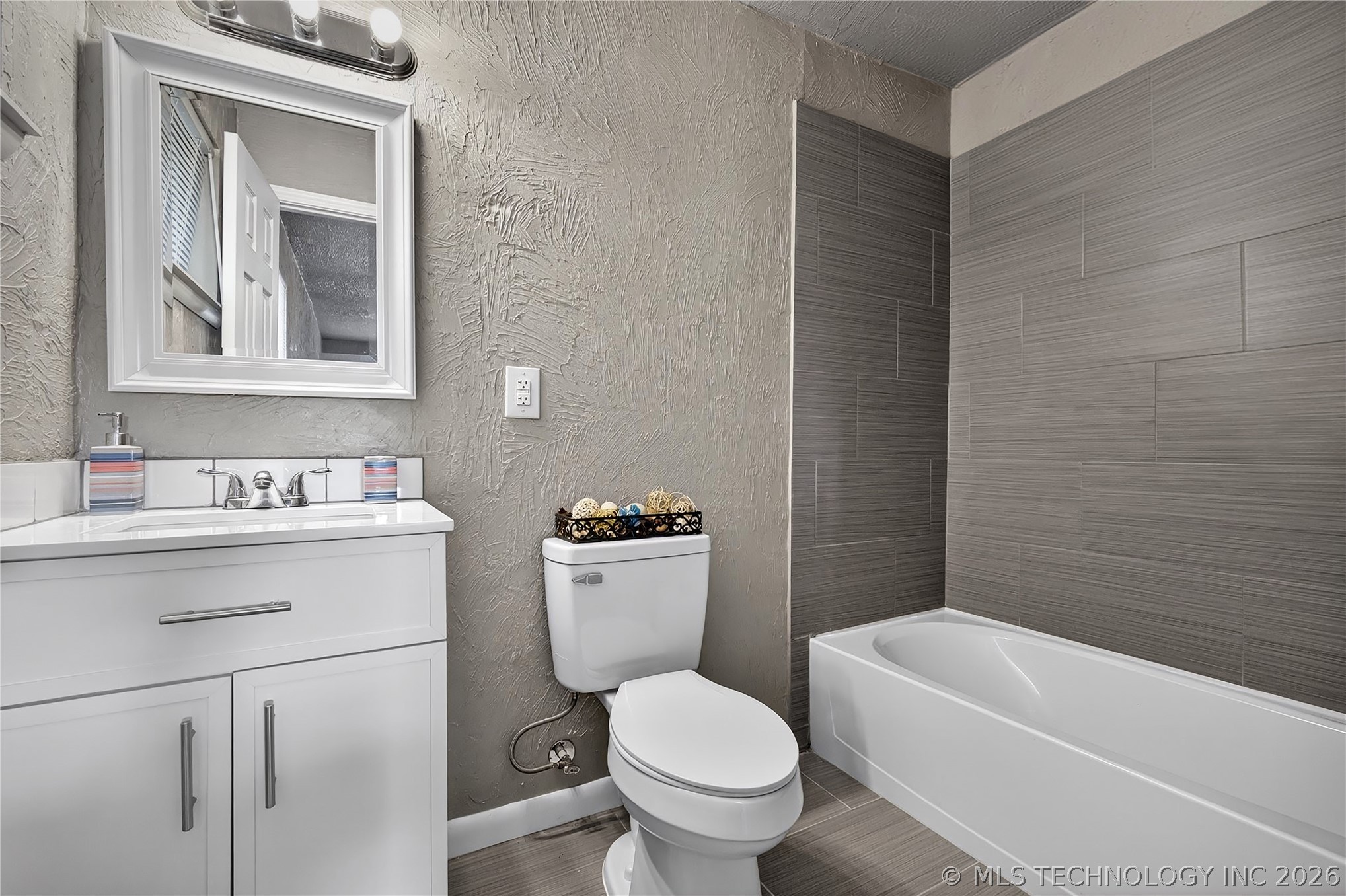 3517 S Irvington Place Property Photo 21
