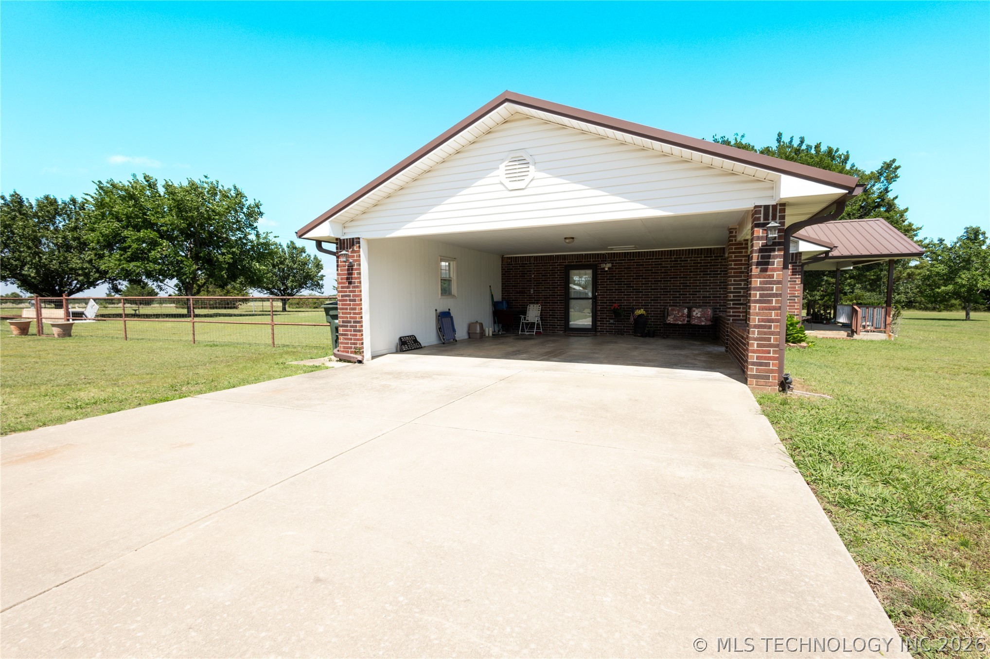 770 Lincoln Property Photo 11