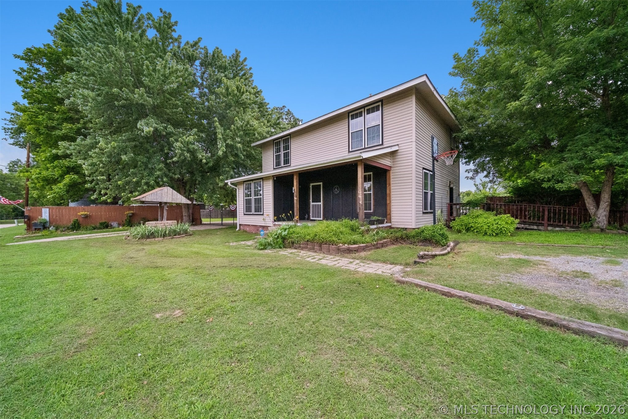 809 S Park Street Property Photo 63