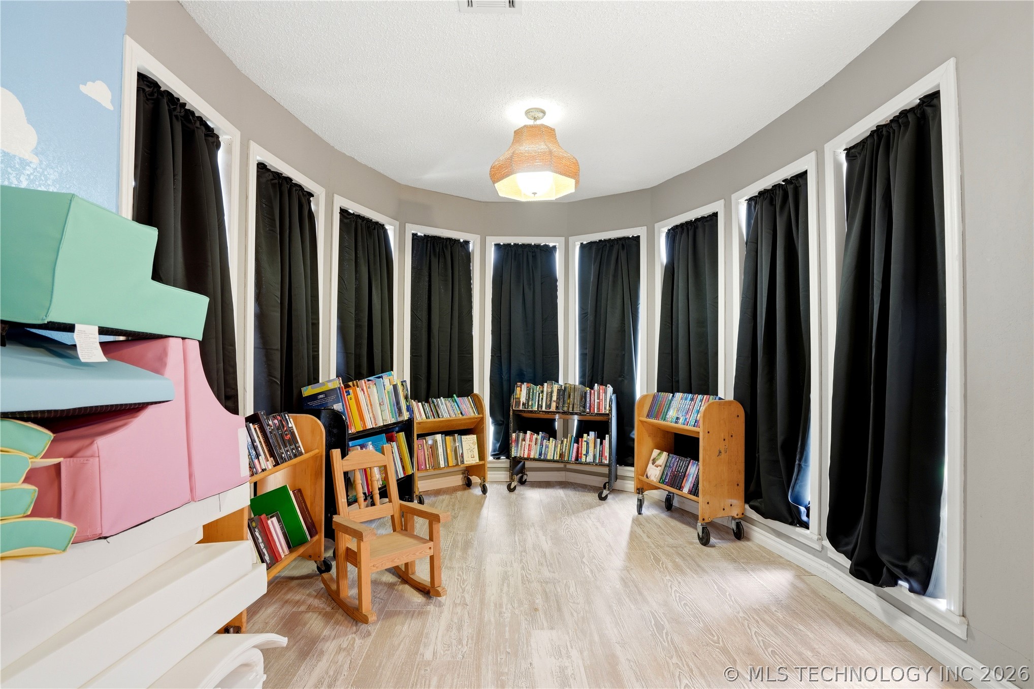 20355 S 85th Street E Property Photo 17