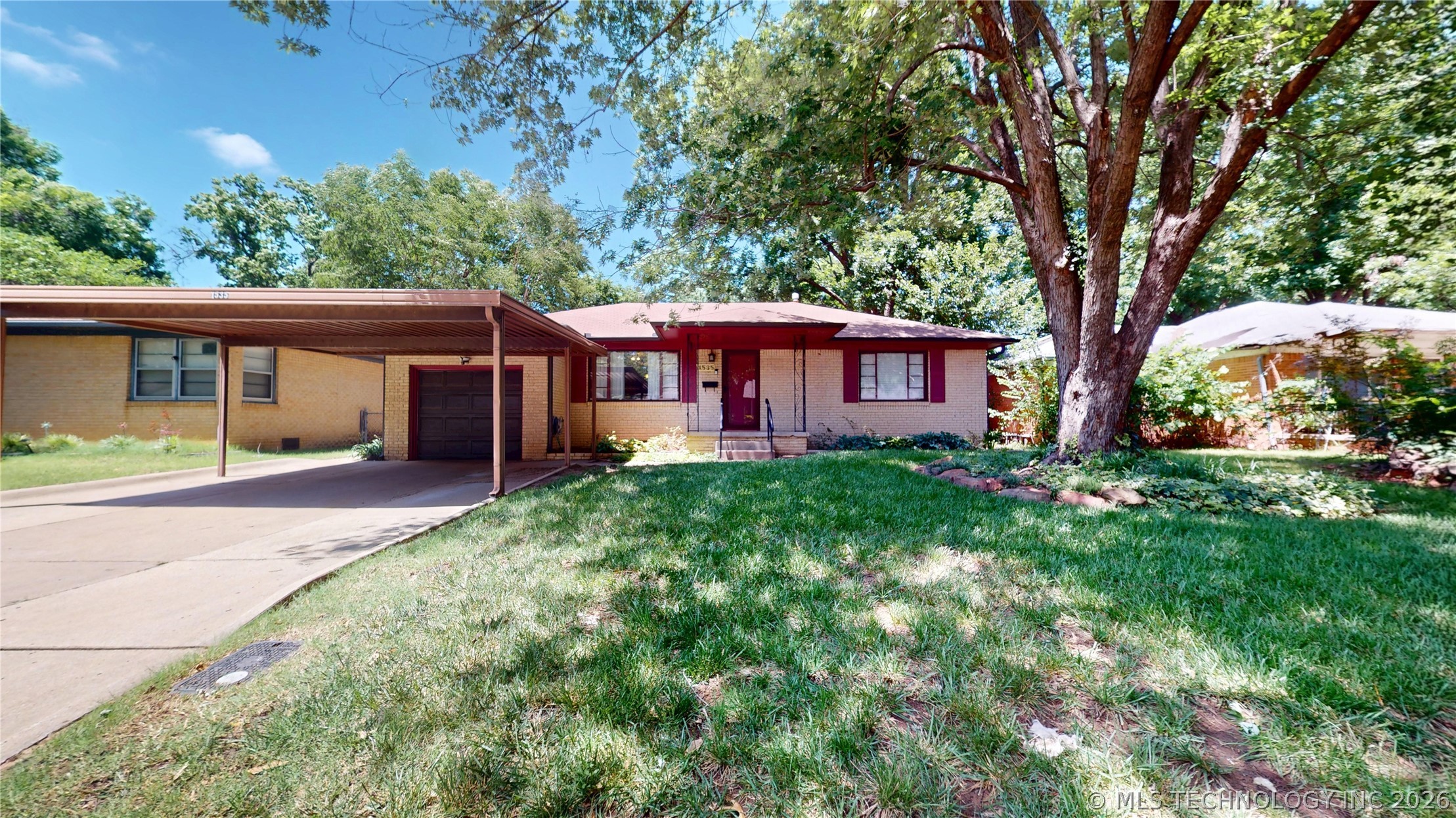 1535 E 54th Street Property Photo 1