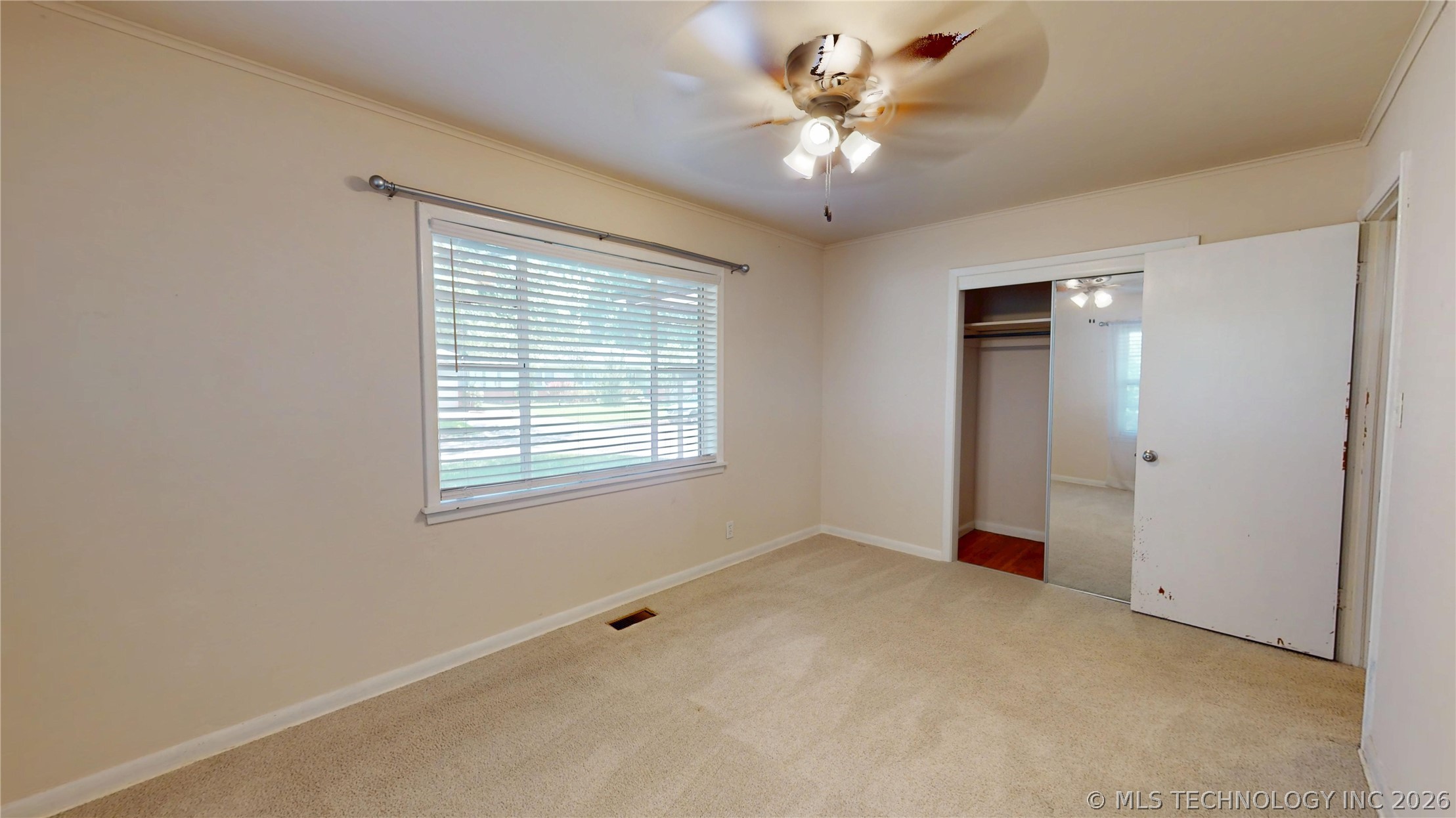 1535 E 54th Street Property Photo 17