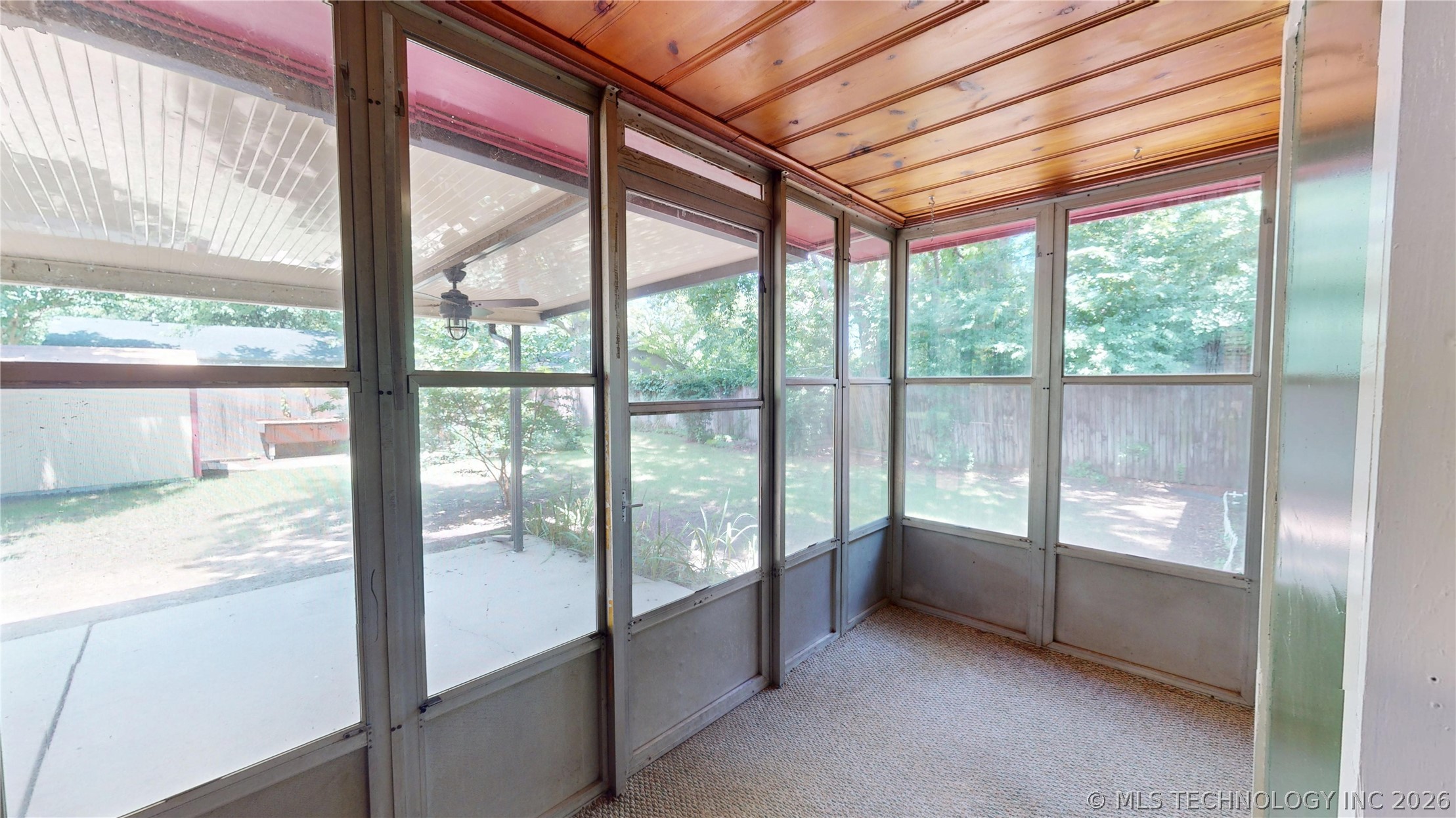 1535 E 54th Street Property Photo 21