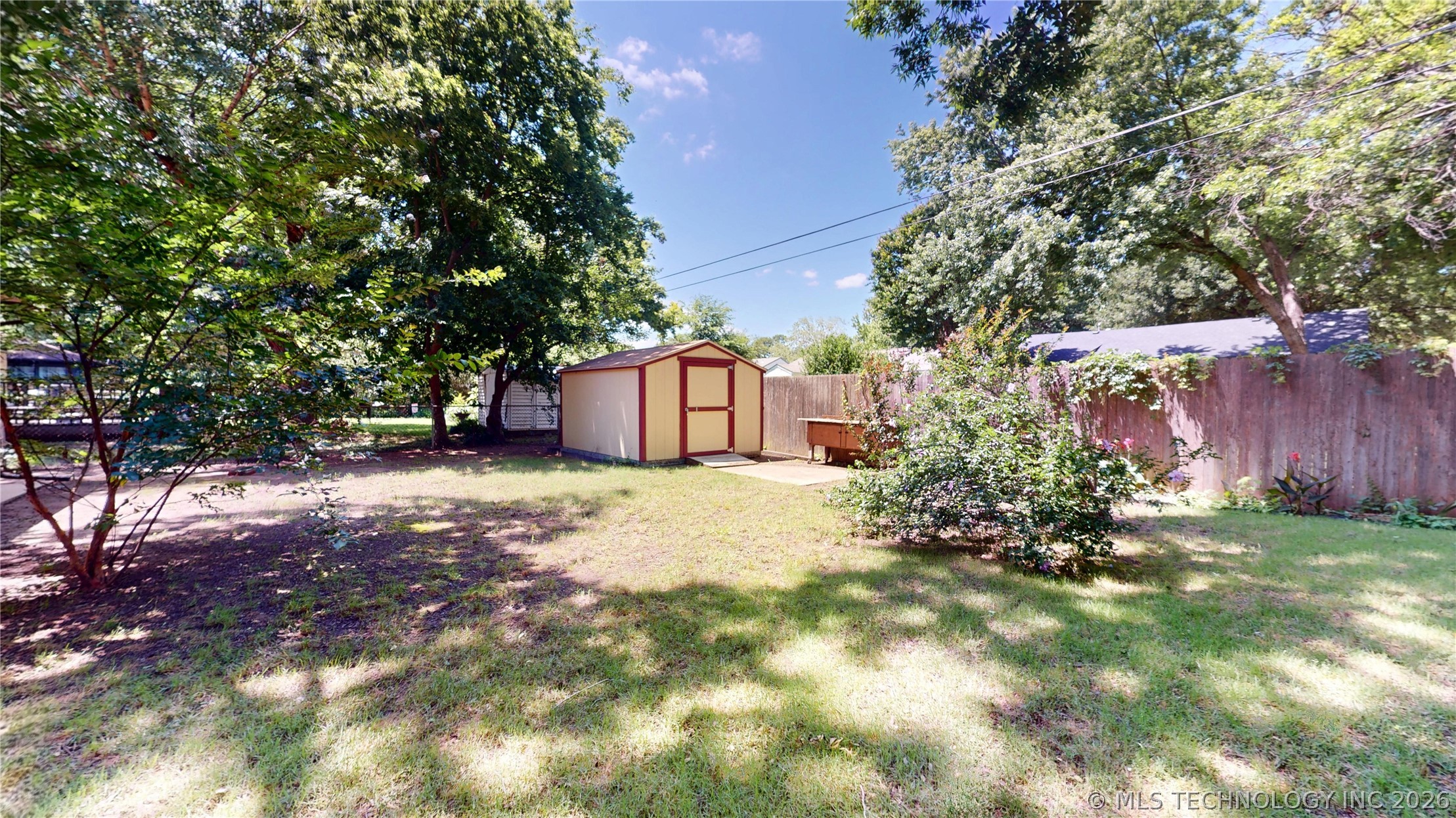 1535 E 54th Street Property Photo 24