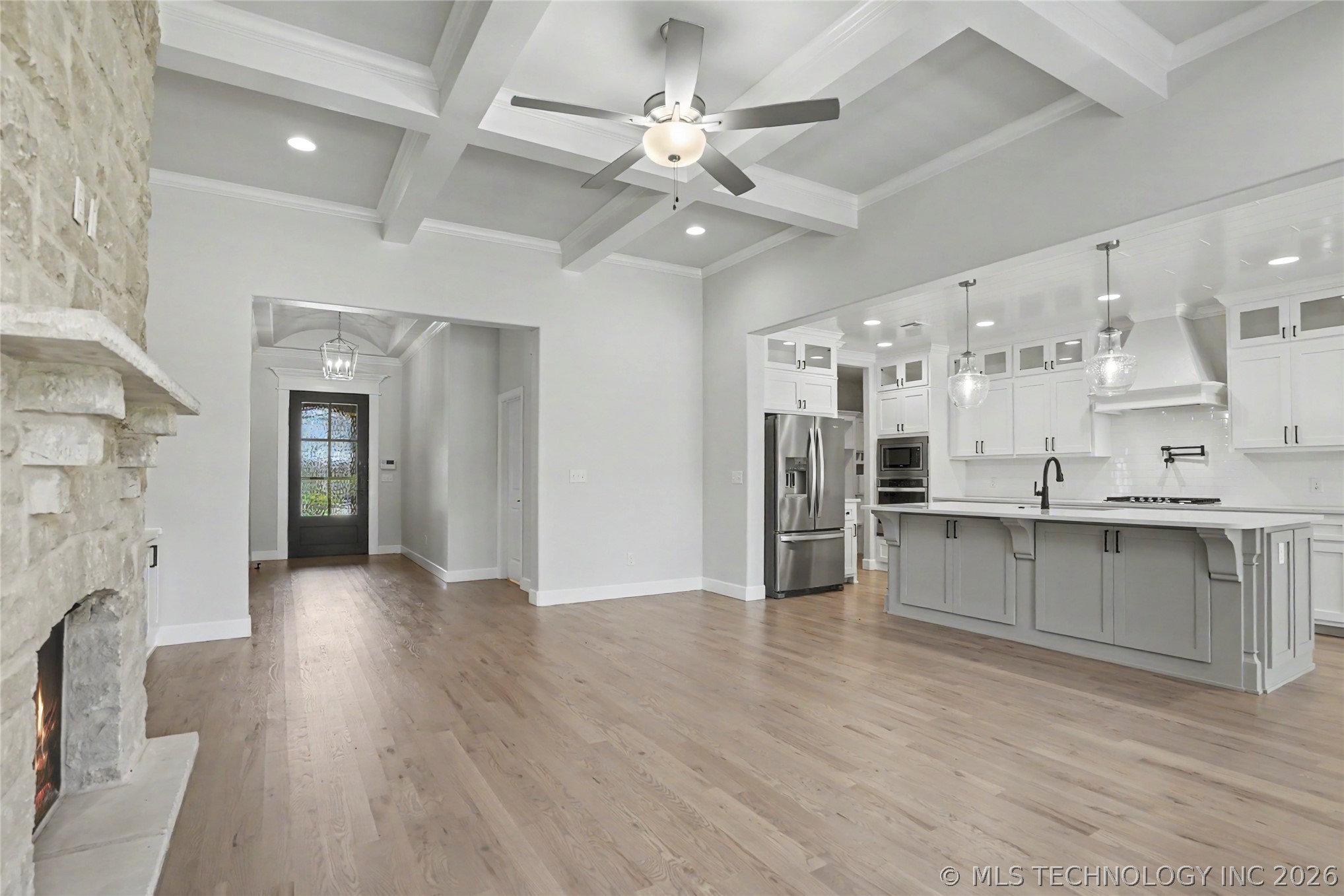 1612 E 114th Street Property Photo 6