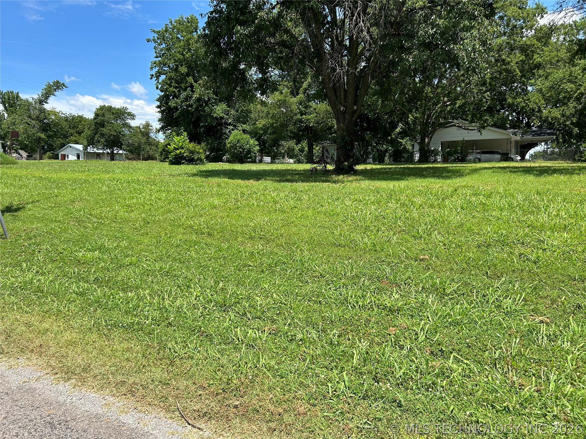 604 Irving Street Property Photo 1