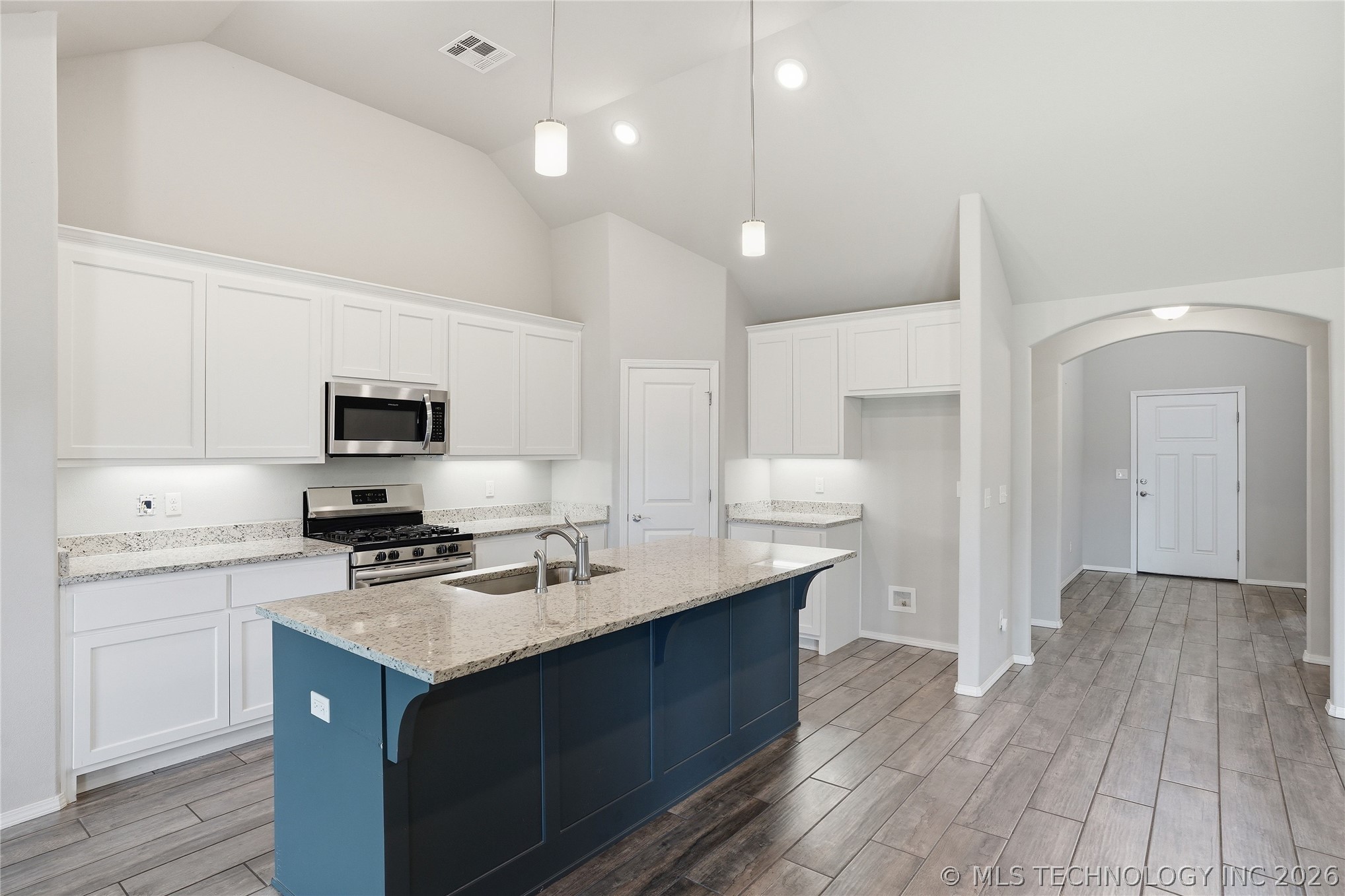 1423 E South Park Place Property Photo 11