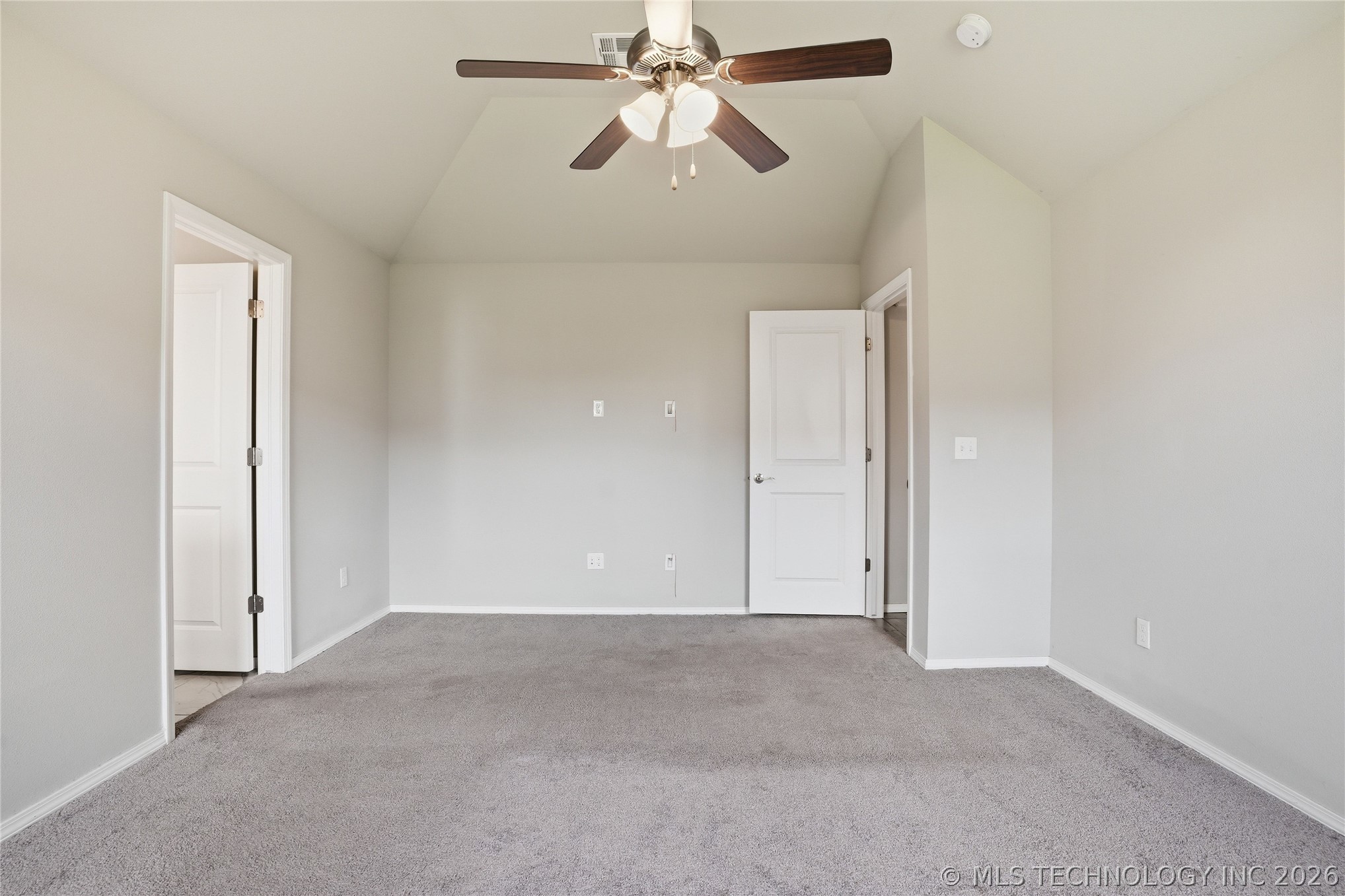 1423 E South Park Place Property Photo 19