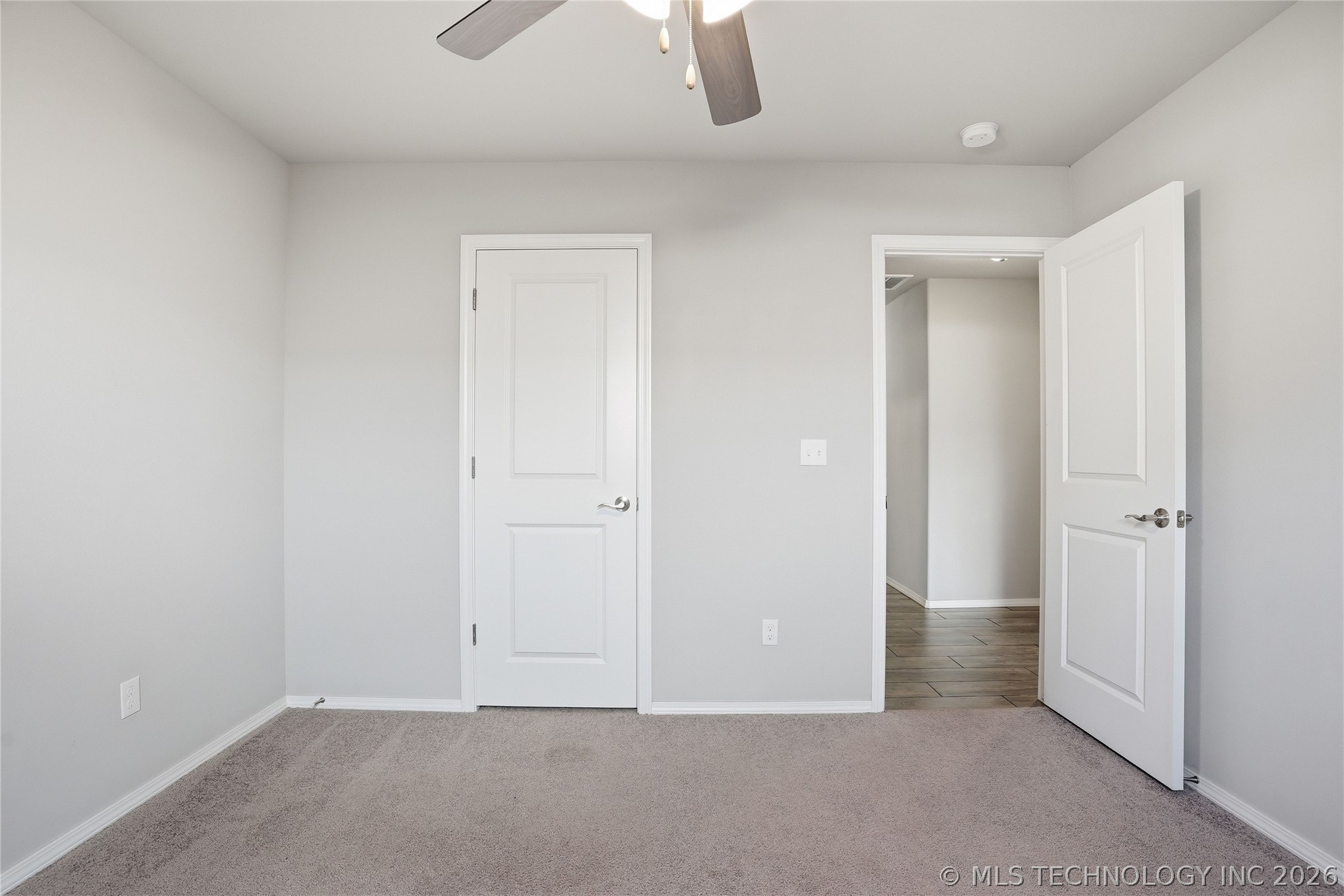 1423 E South Park Place Property Photo 28