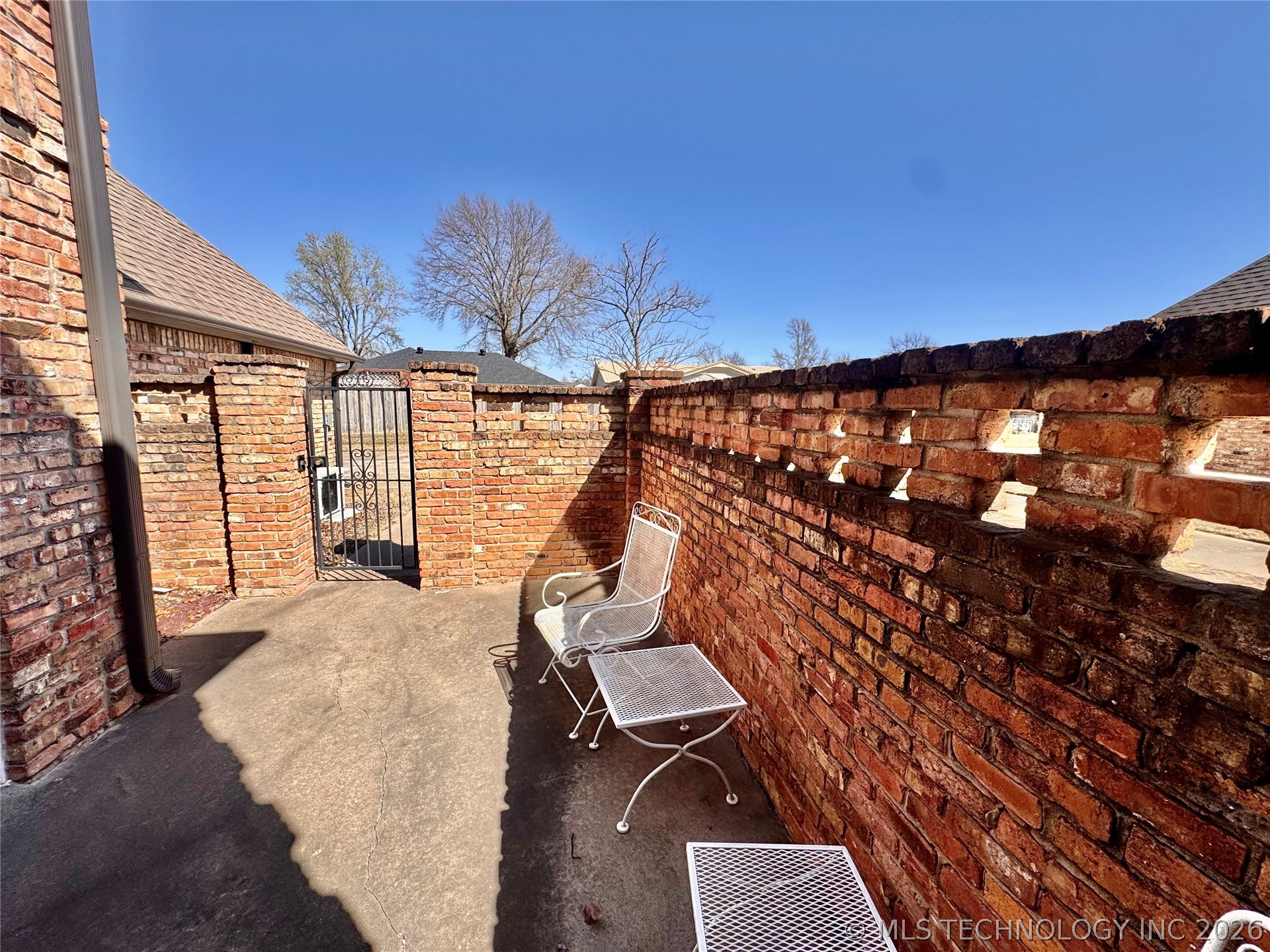 2607 Greenbriar Property Photo 37