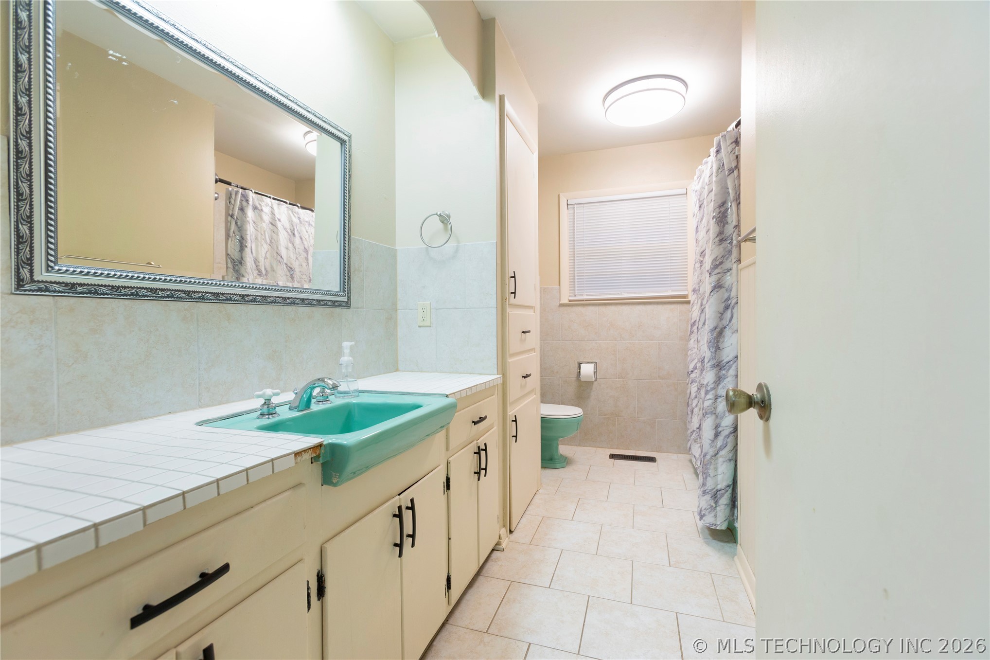 1604 E Osage Avenue Property Photo 16