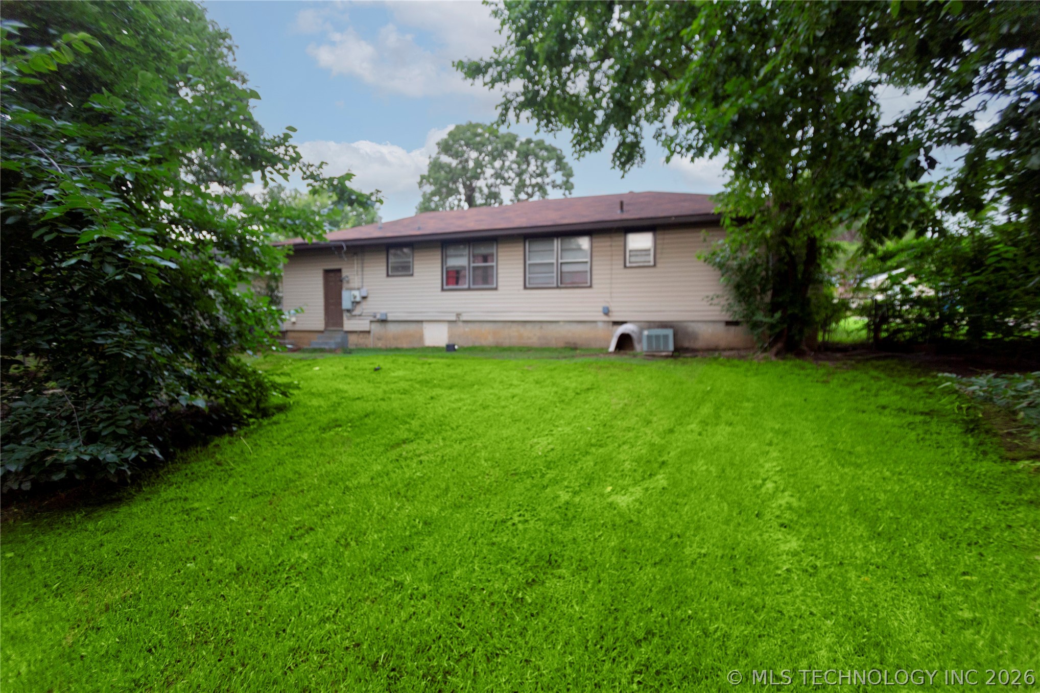 1604 E Osage Avenue Property Photo 21