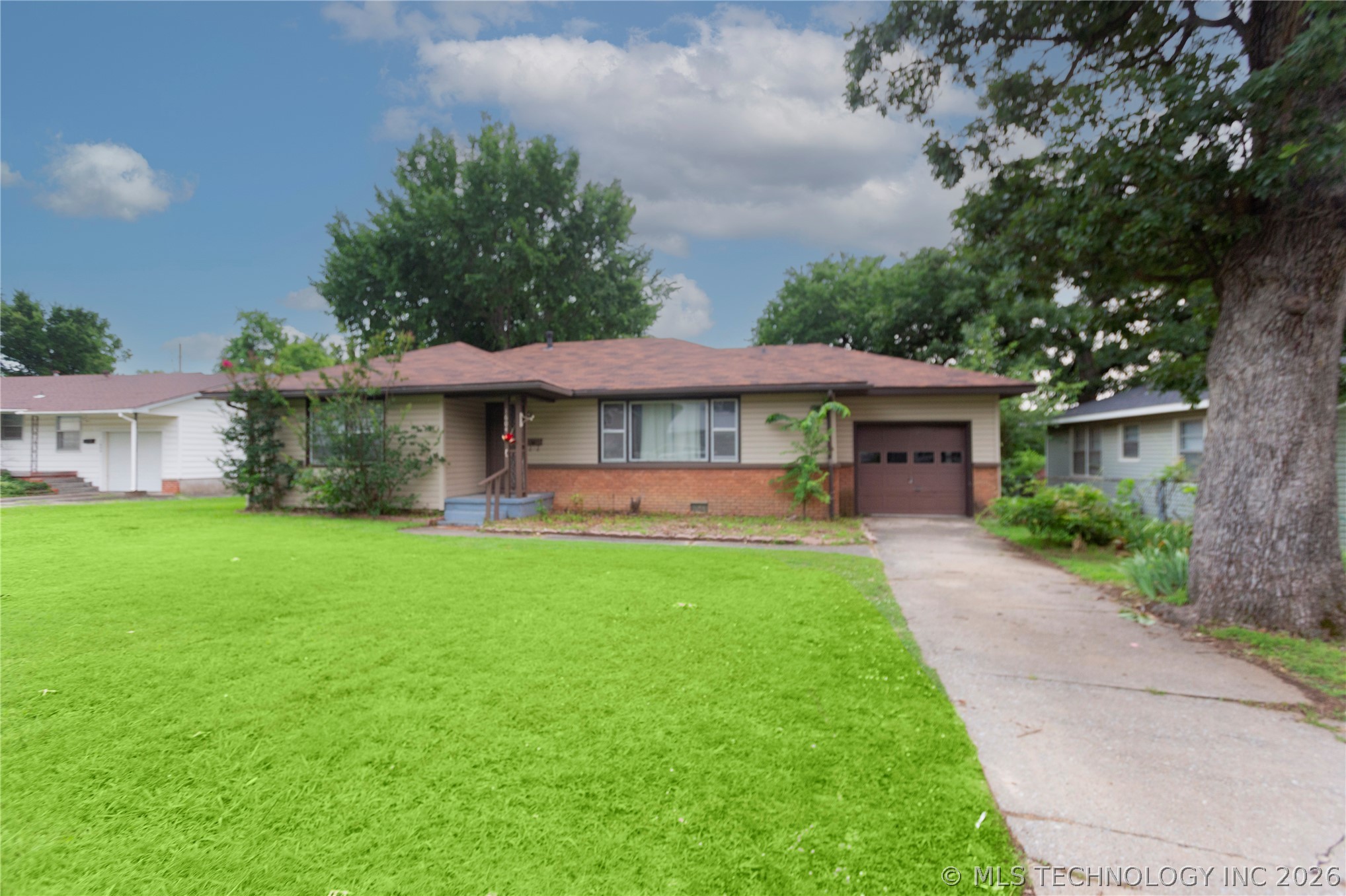 1604 E Osage Avenue Property Photo 25