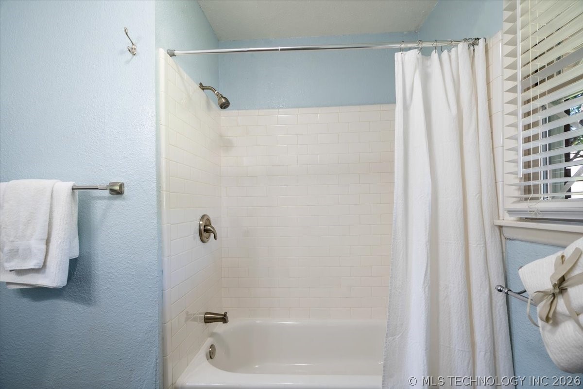 4237 S Darlington Avenue Property Photo 27