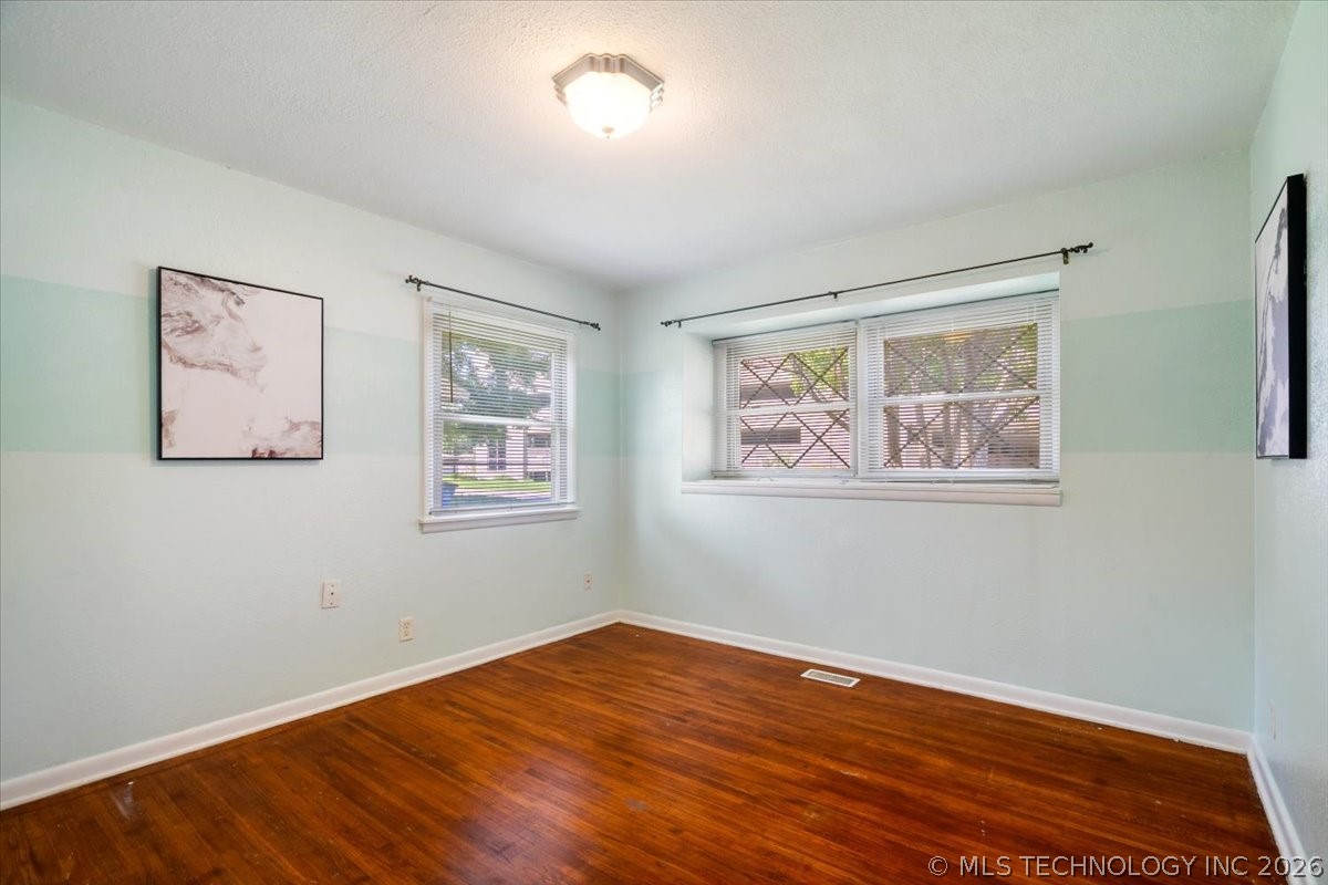 4237 S Darlington Avenue Property Photo 28