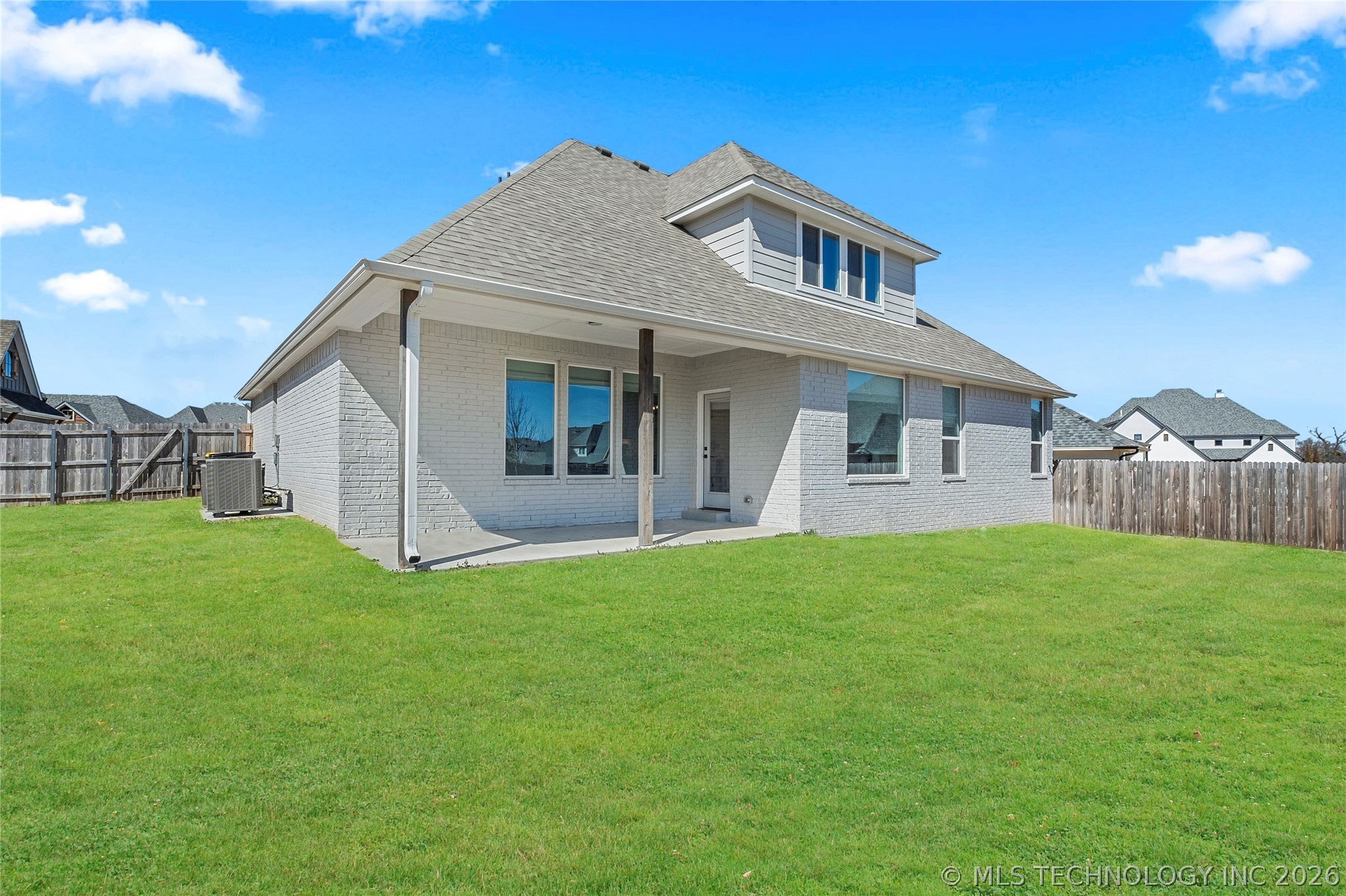 442 E 127th Place Property Photo 8