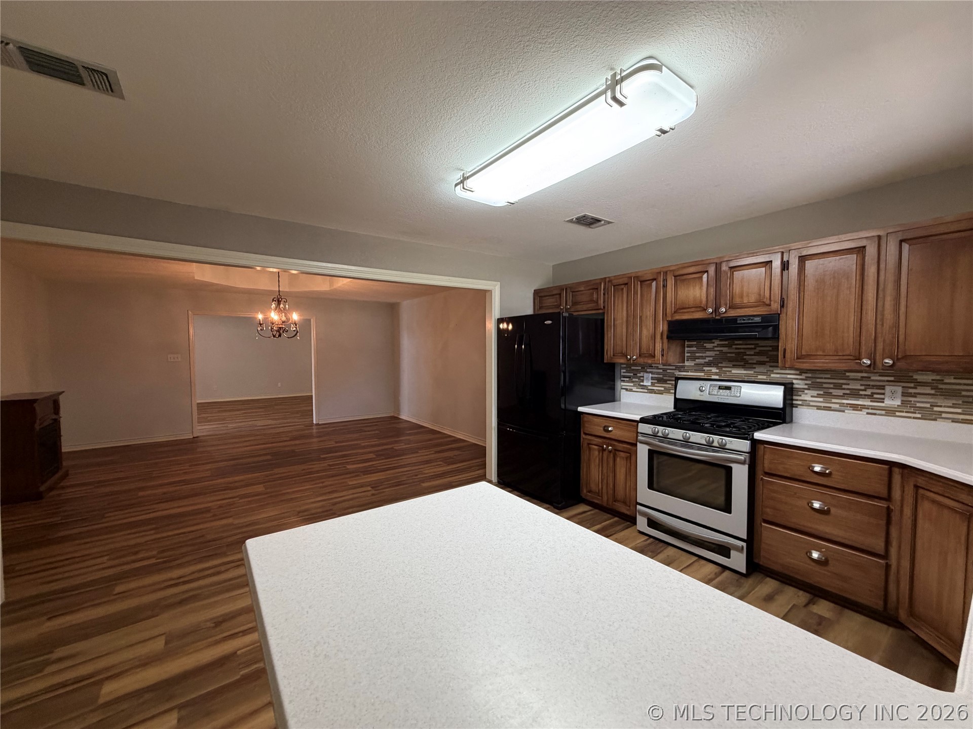 507 E Tonner Property Photo 17