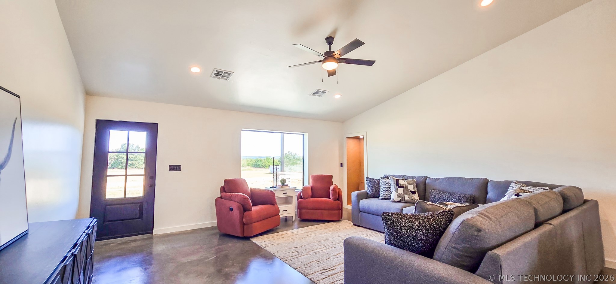 64 Reagan Drive Property Photo 8