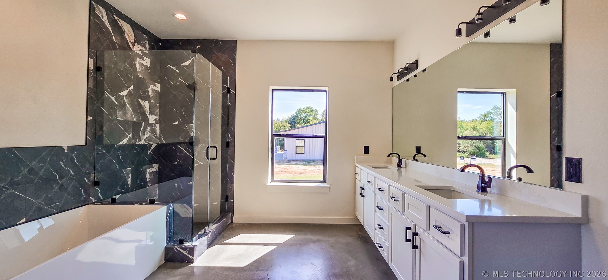 64 Reagan Drive Property Photo 33