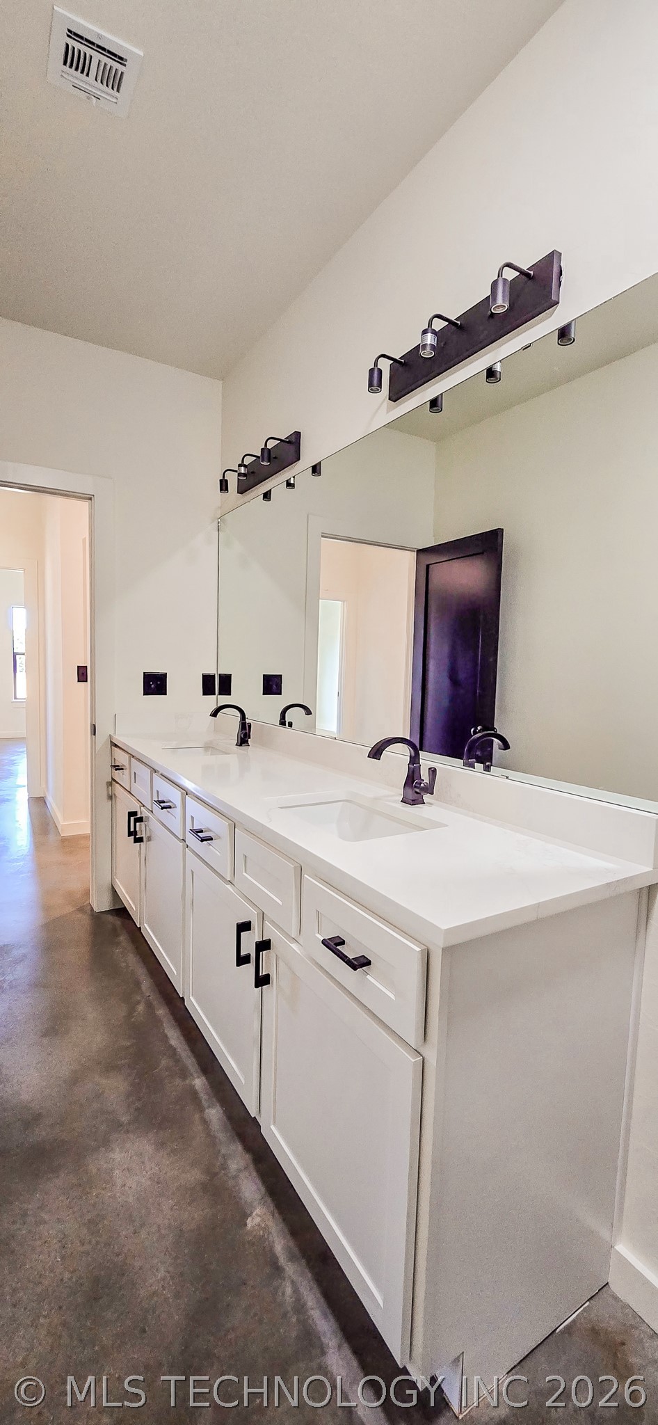 64 Reagan Drive Property Photo 49