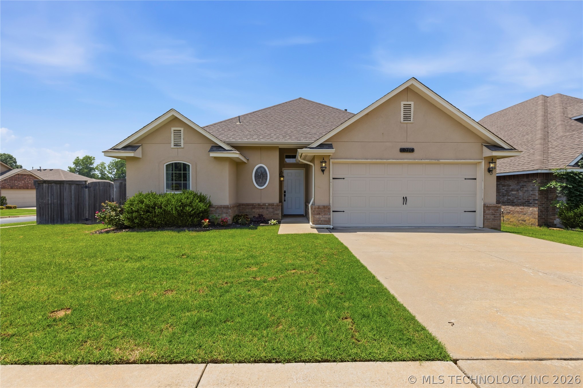 10714 Masters Circle Property Photo 1
