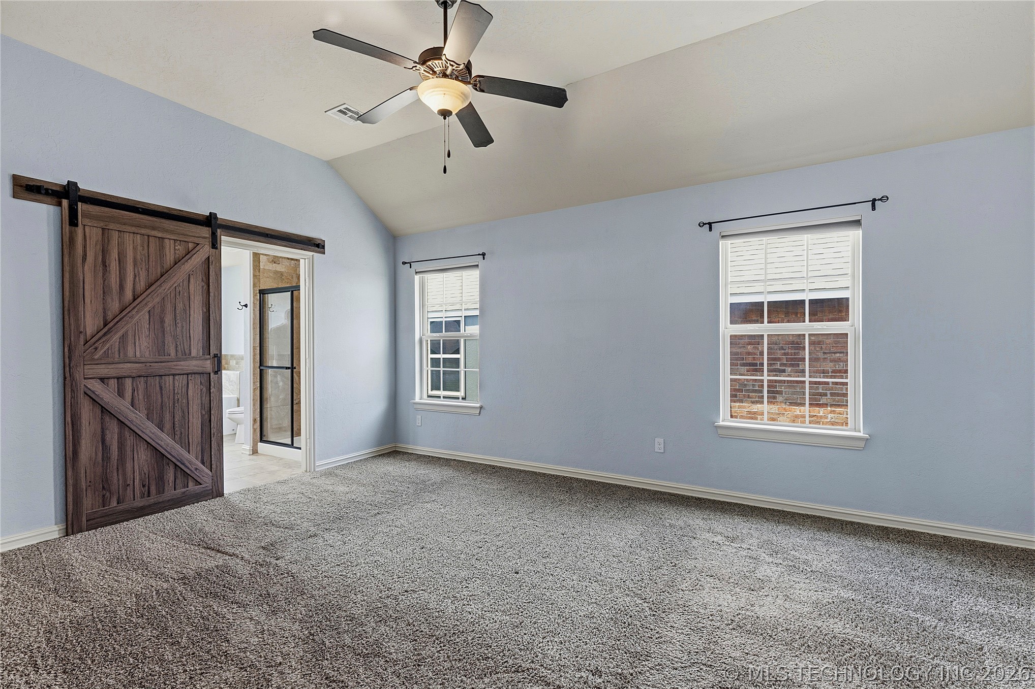 10714 Masters Circle Property Photo 13
