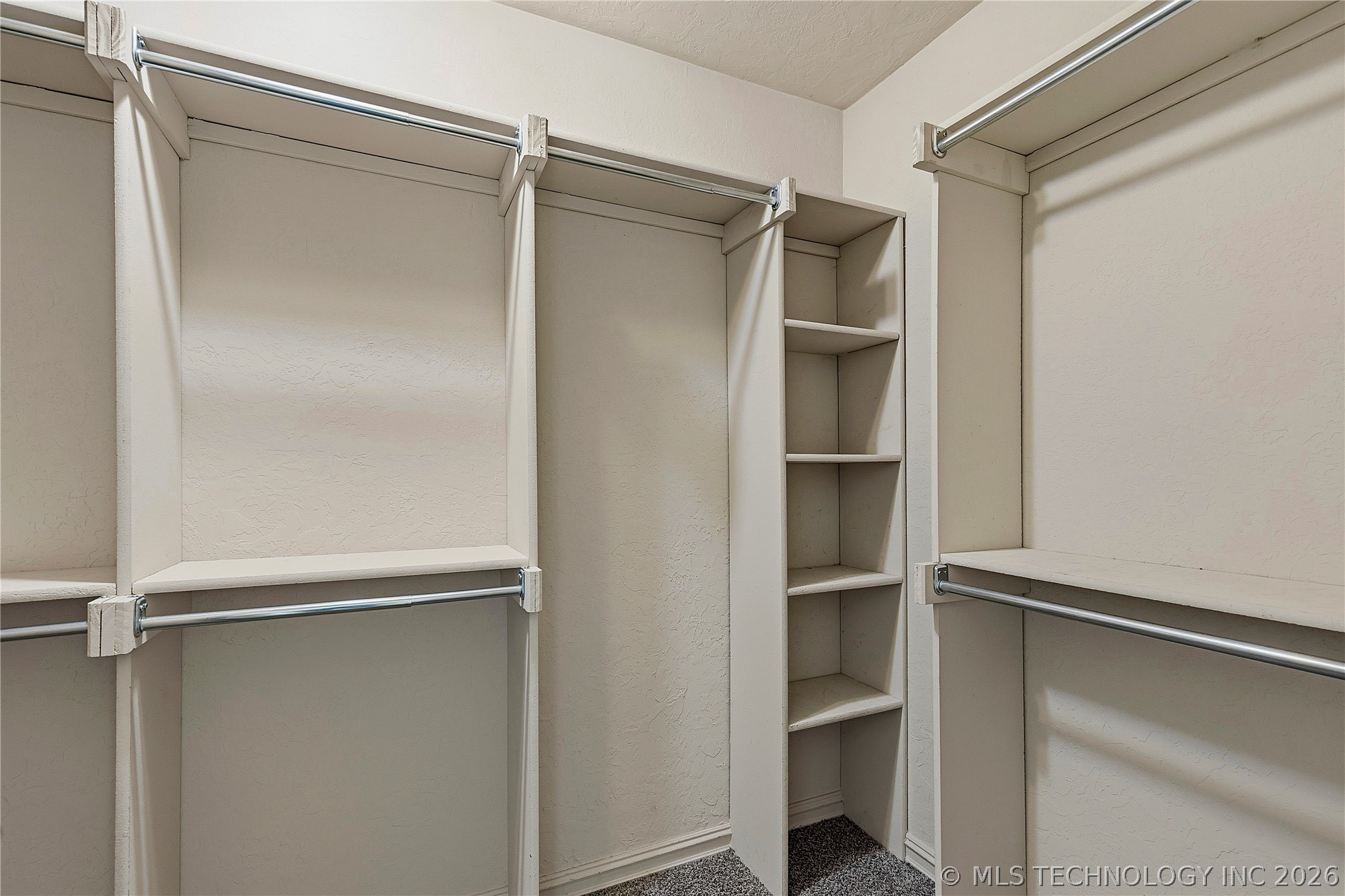 10714 Masters Circle Property Photo 21