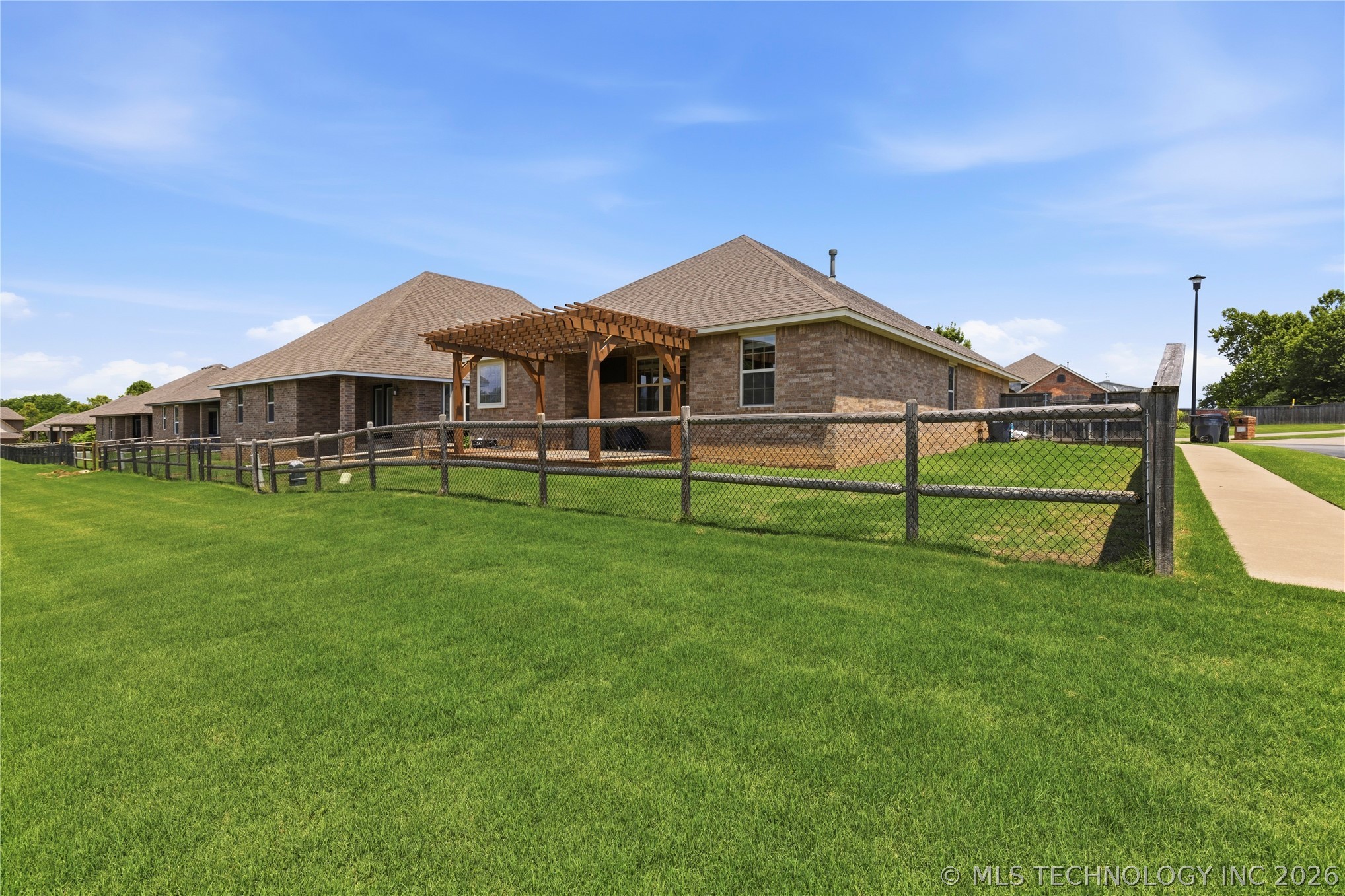 10714 Masters Circle Property Photo 35