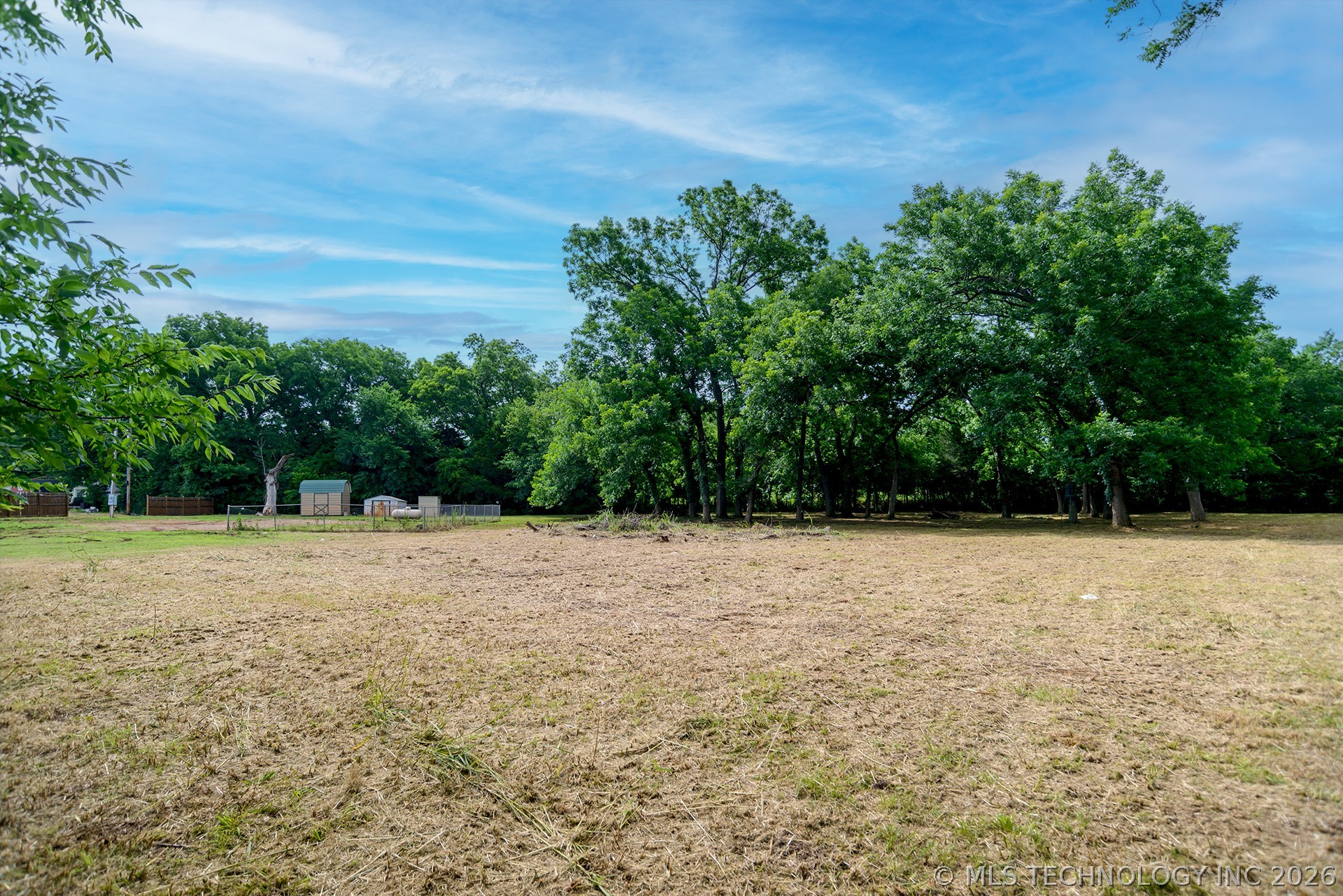 2718 Camden Property Photo 7