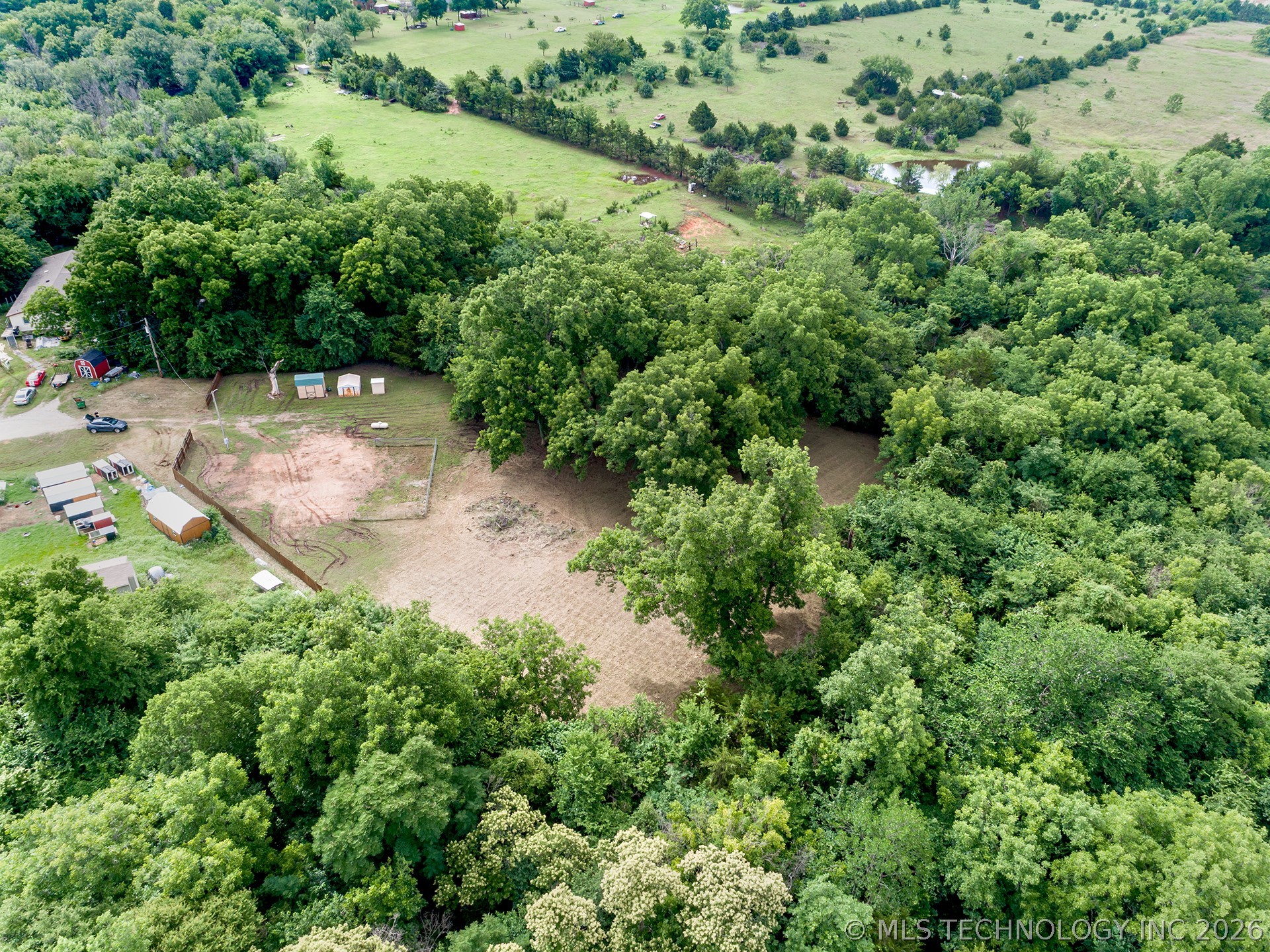 2718 Camden Property Photo 13