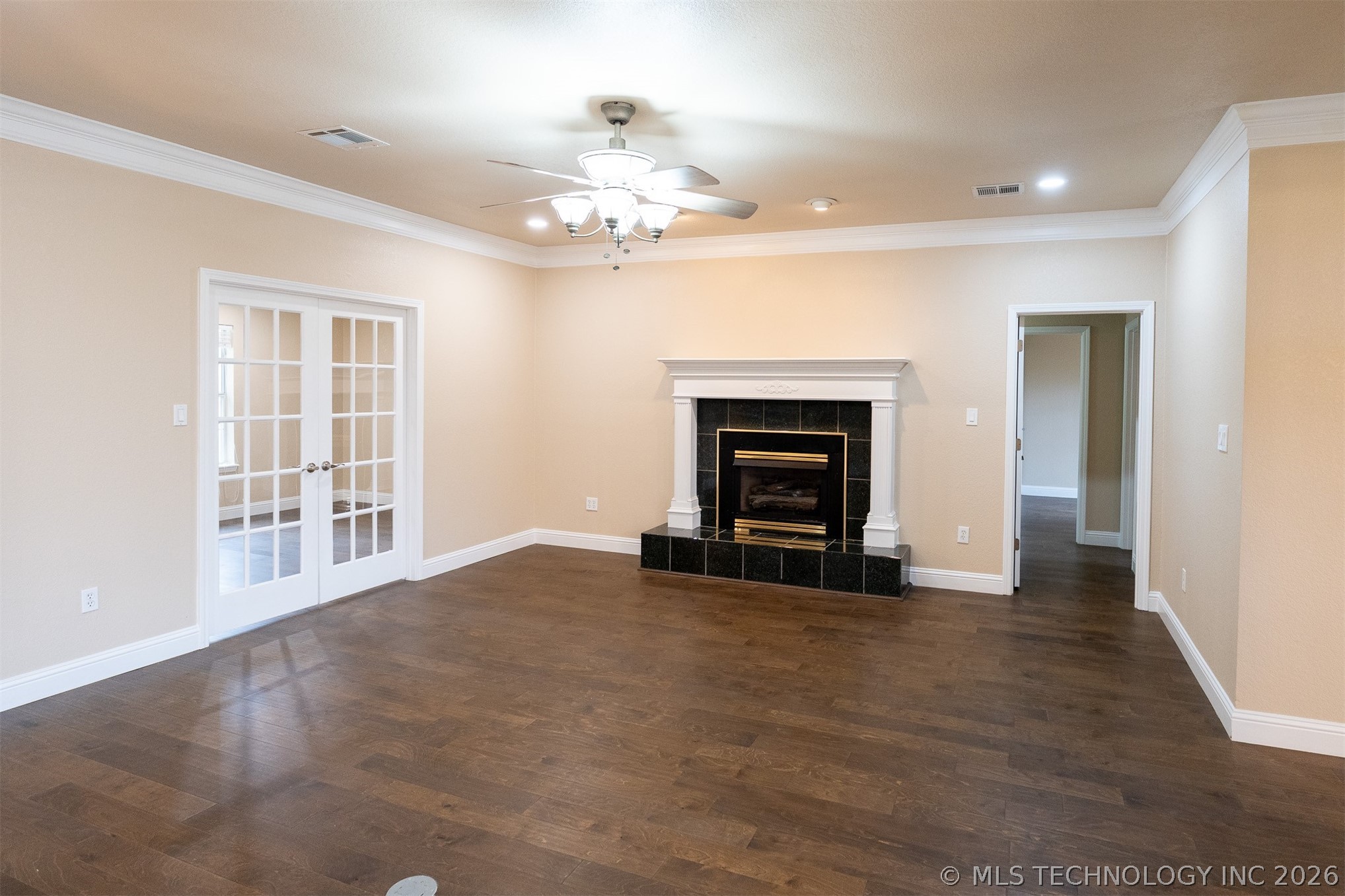 5353 Stonebriar Property Photo 4
