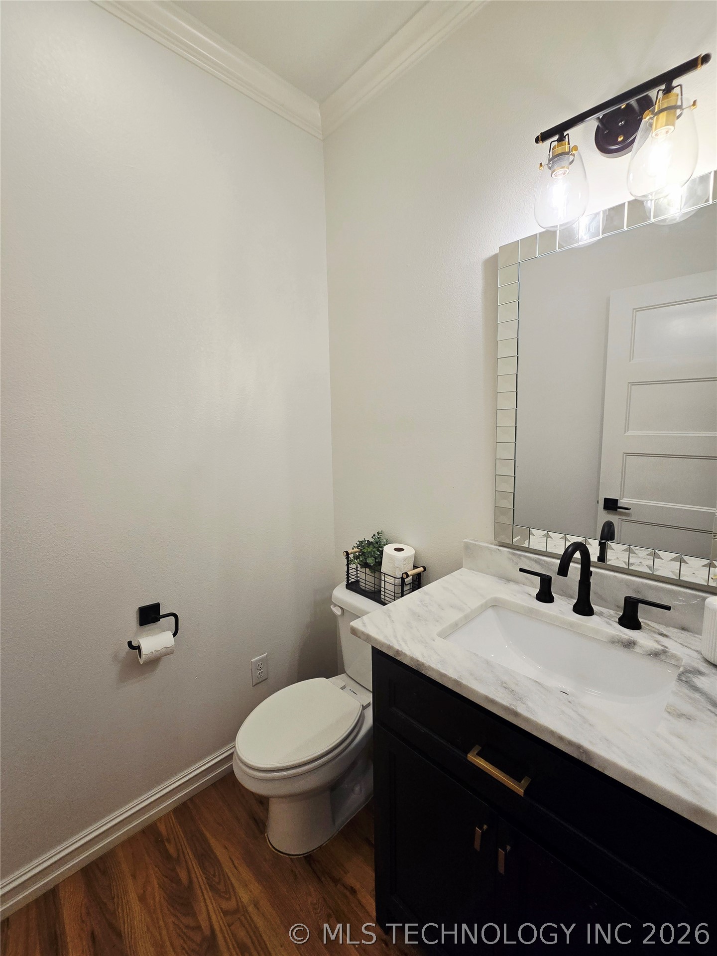 1715 W Blue Starr Drive Property Photo 16
