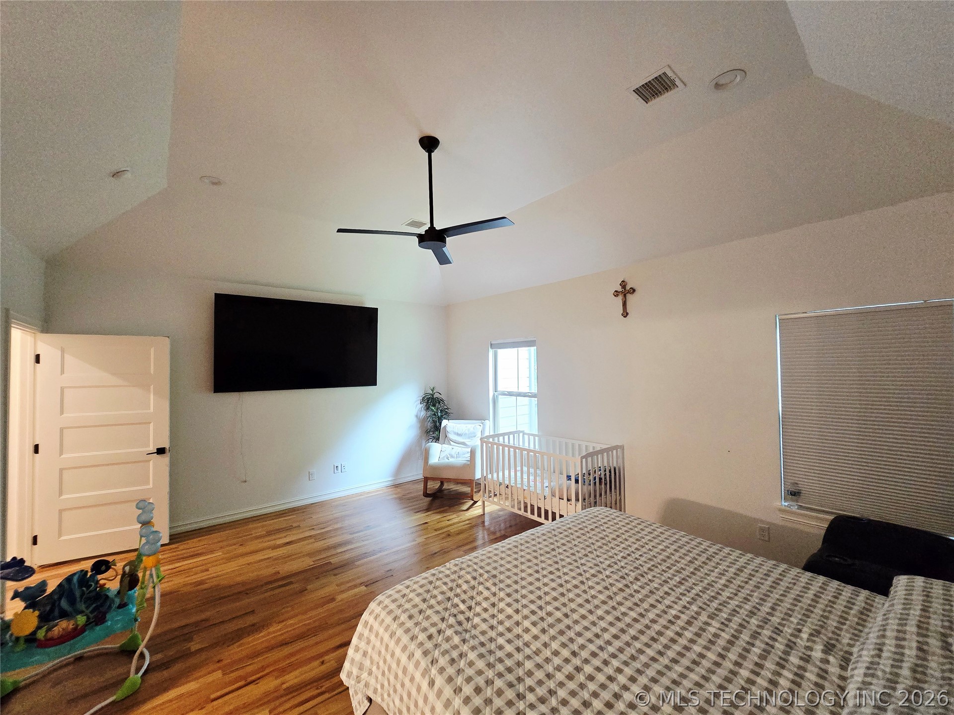 1715 W Blue Starr Drive Property Photo 18