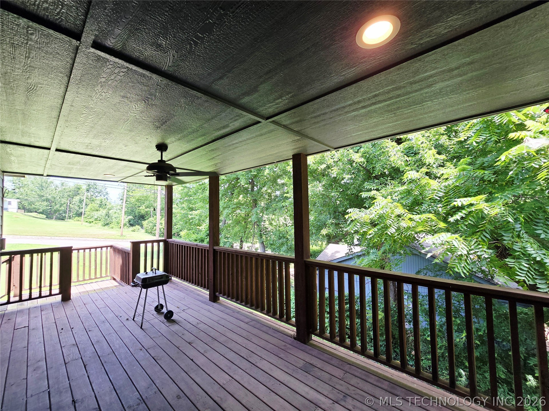 1715 W Blue Starr Drive Property Photo 29