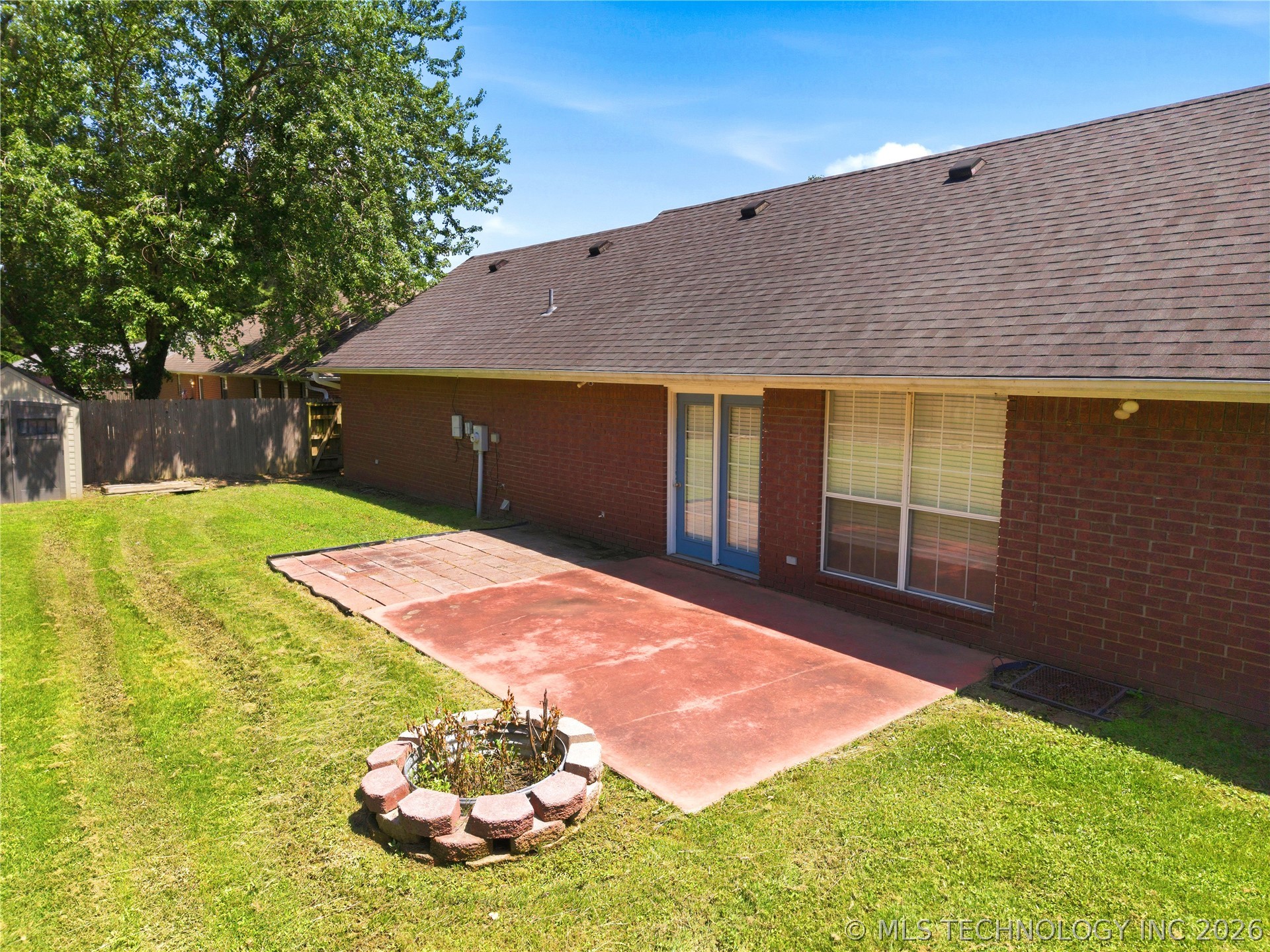 905 Kentucky Derby Property Photo 7
