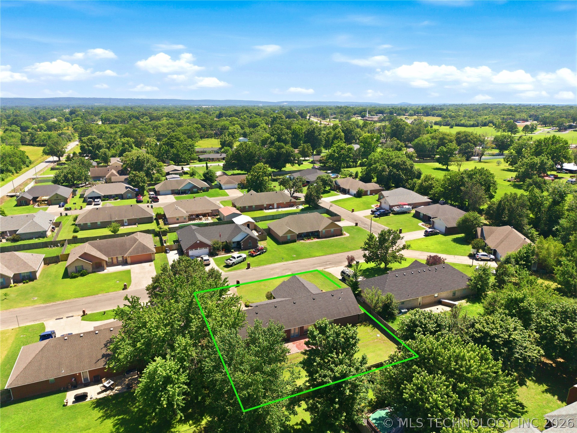 905 Kentucky Derby Property Photo 15