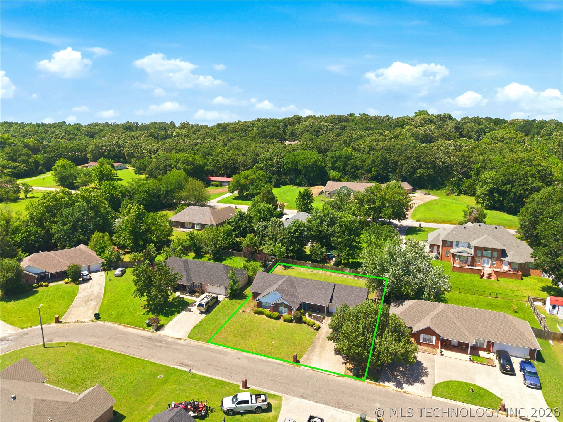 905 Kentucky Derby Property Photo 19