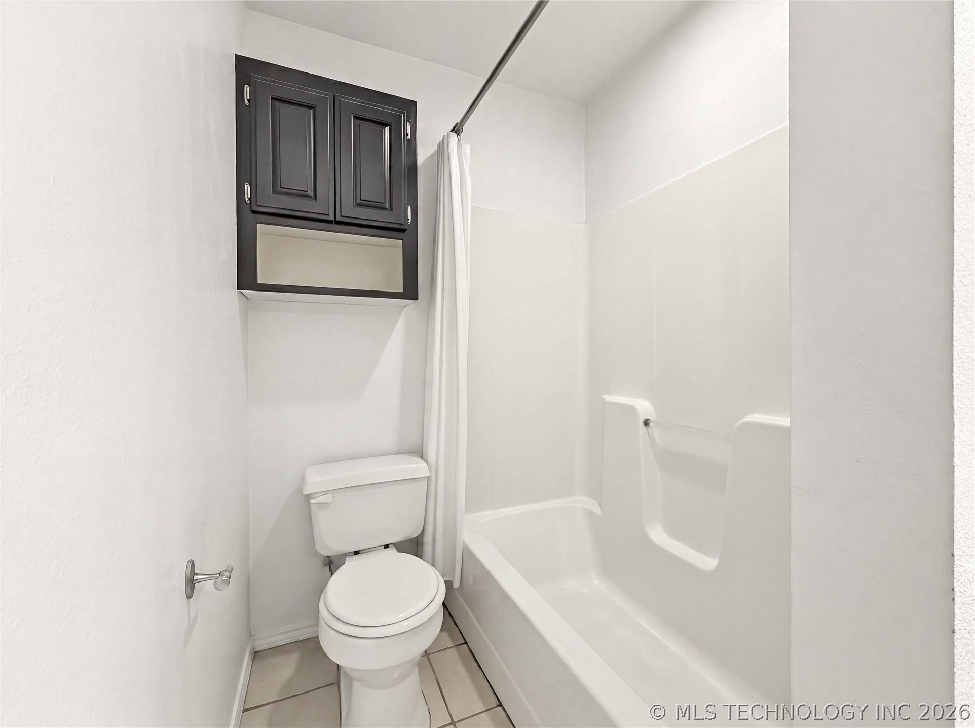 905 Kentucky Derby Property Photo 43