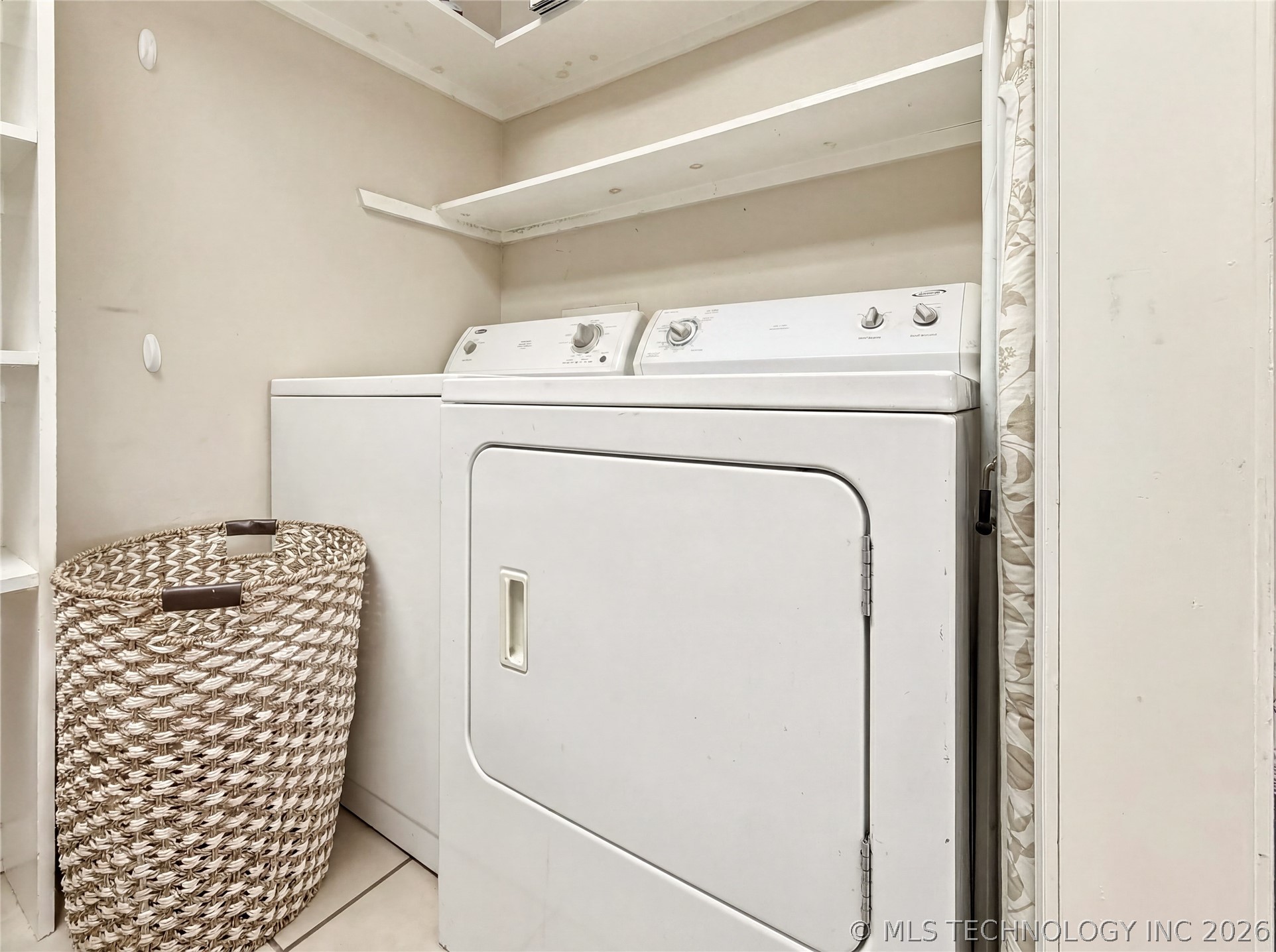 905 Kentucky Derby Property Photo 52