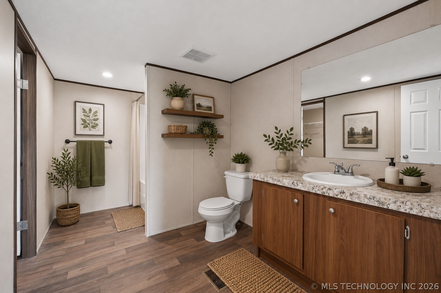 16130 Harper Lane Property Photo 11