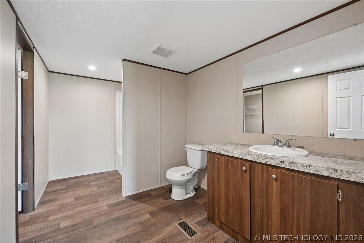 16130 Harper Lane Property Photo 12