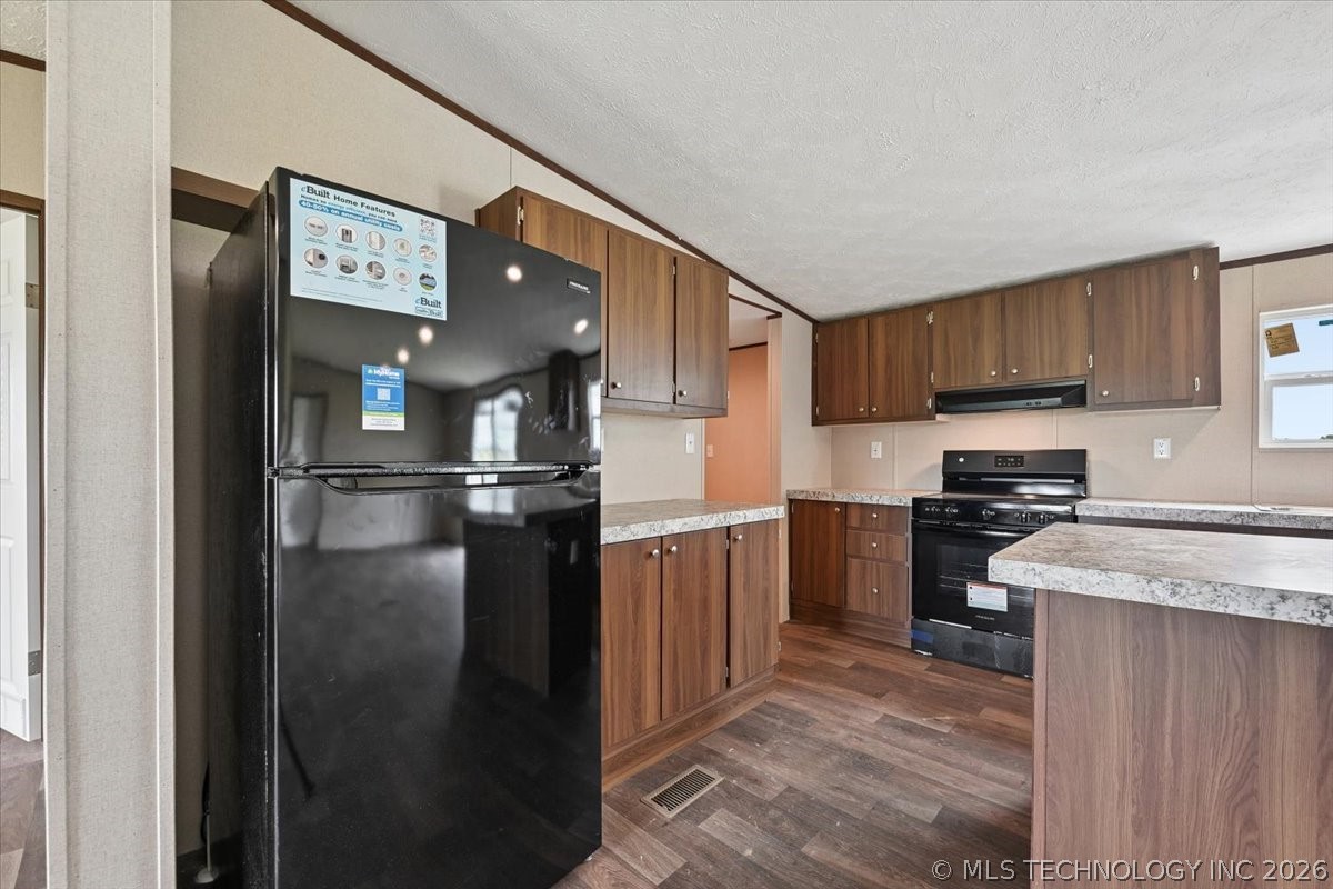 16130 Harper Lane Property Photo 28