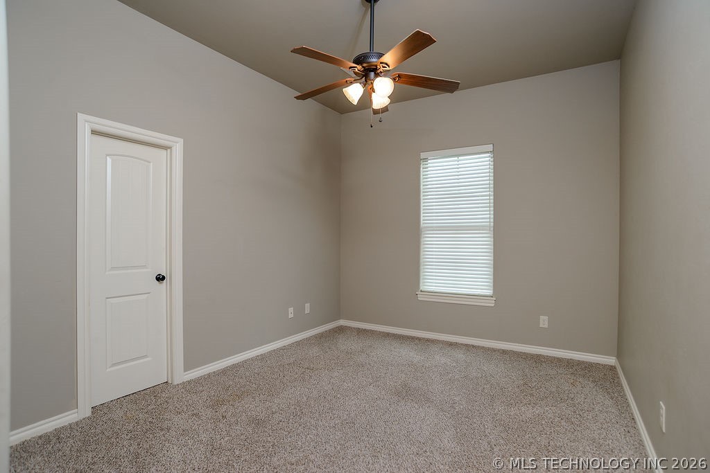 5722 E 122nd Street Property Photo 19