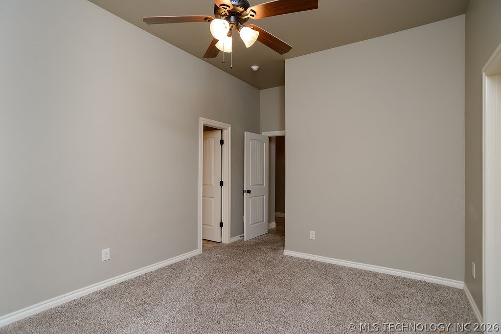 5722 E 122nd Street Property Photo 20