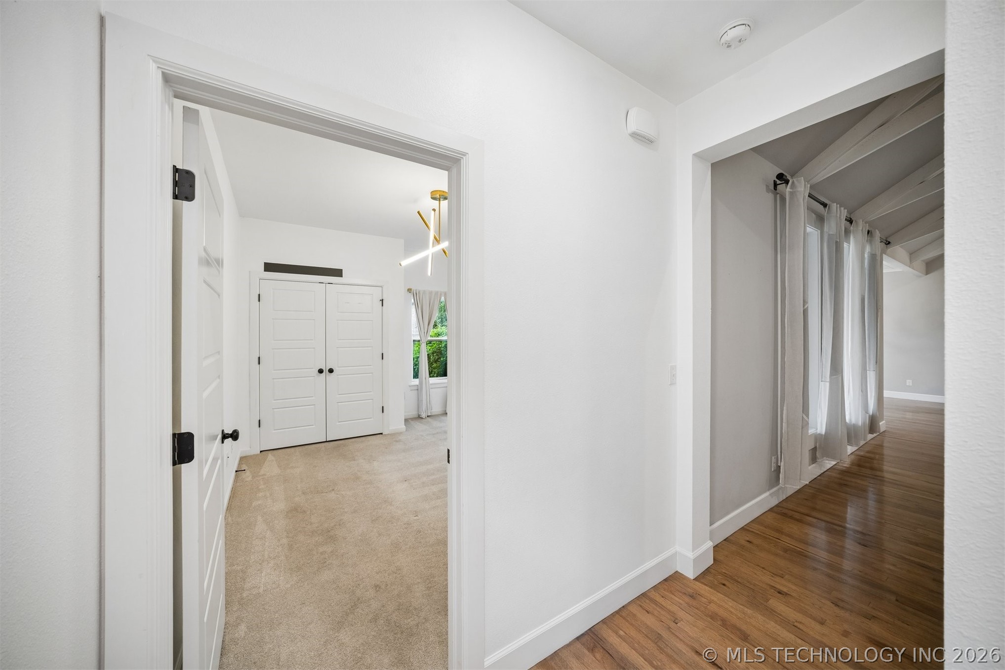 12906 S 6th Place Property Photo 14