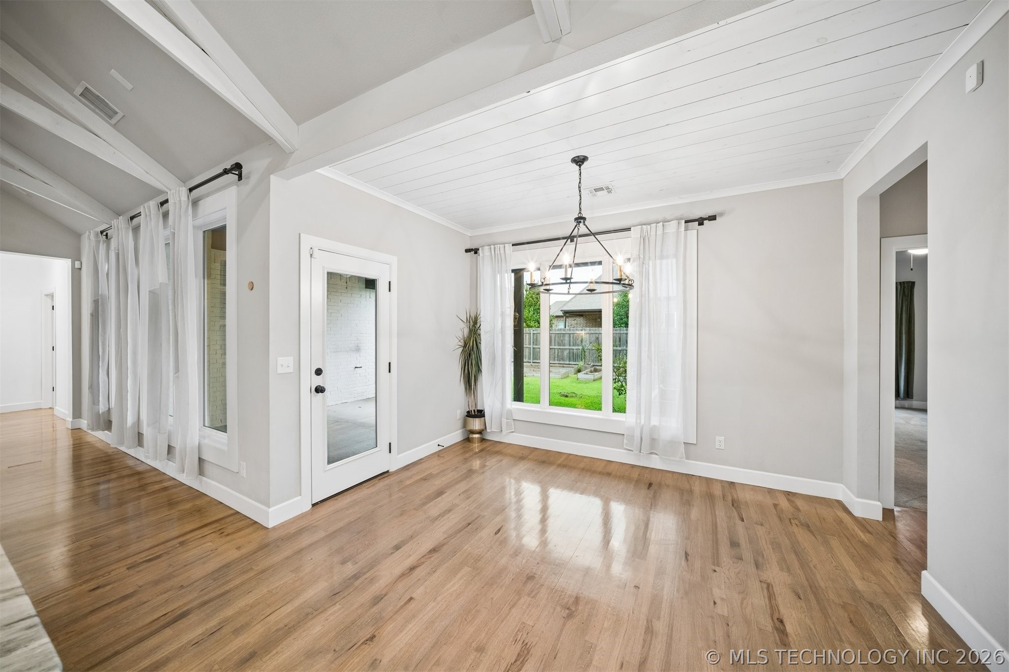 12906 S 6th Place Property Photo 32