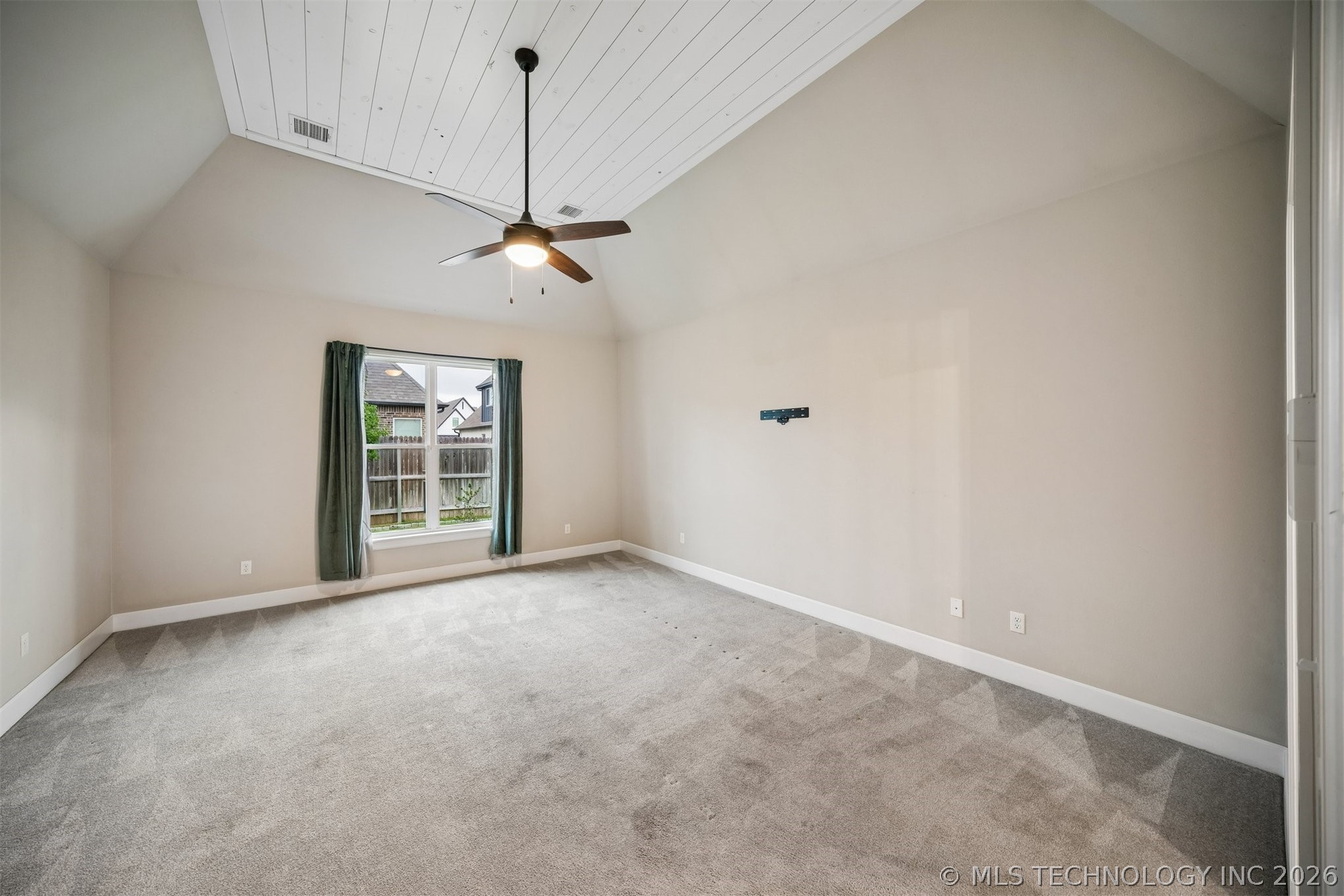 12906 S 6th Place Property Photo 34